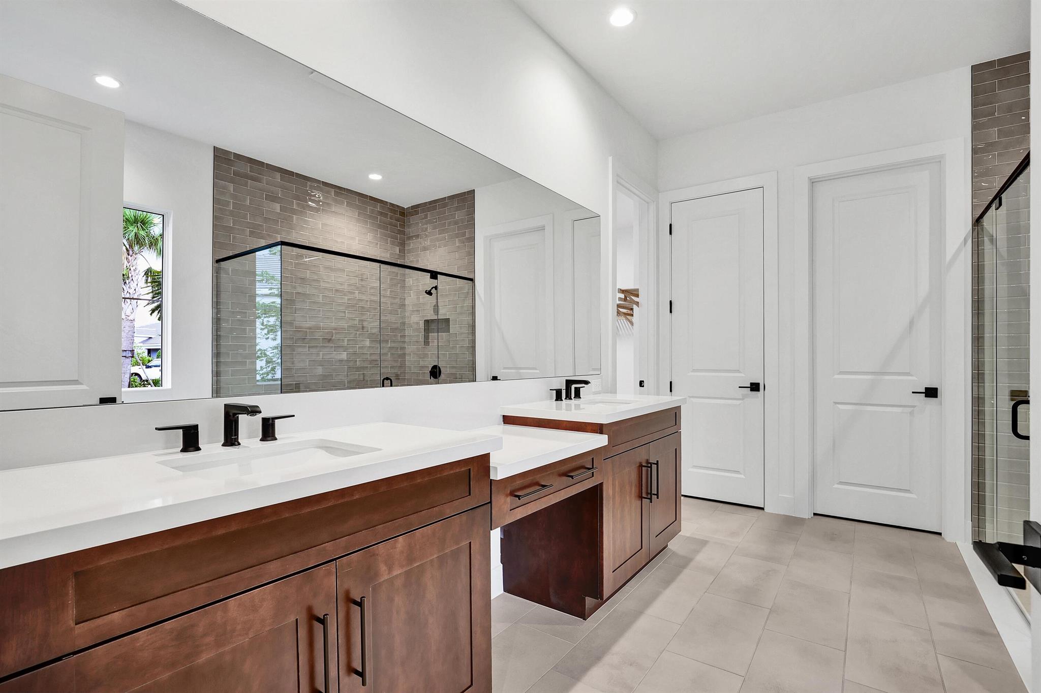 10082 Timber Creek Way