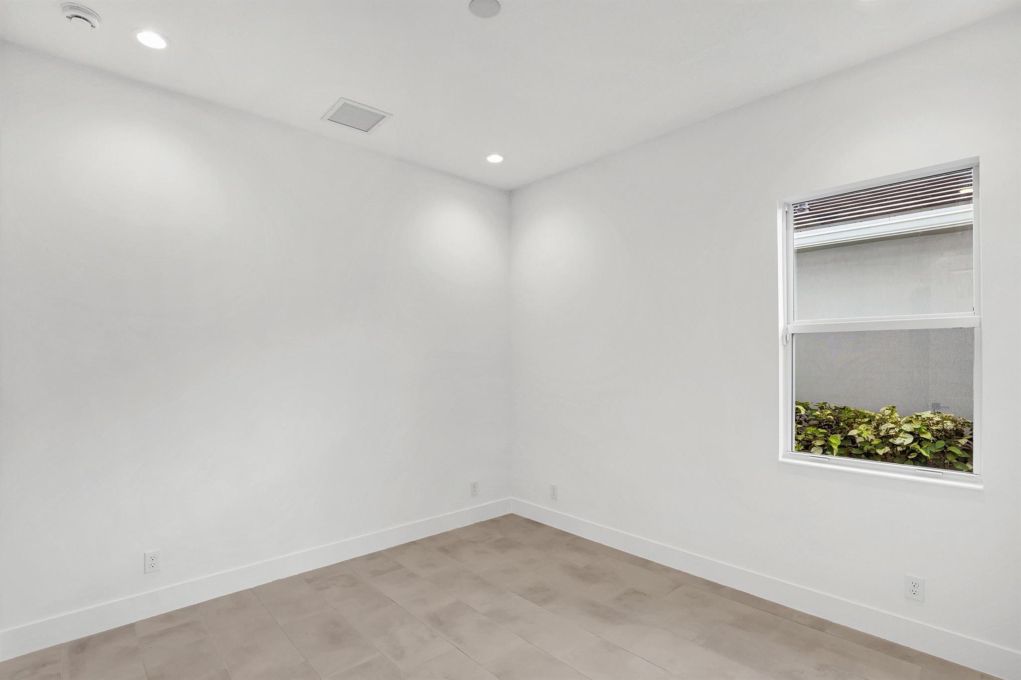 10082 Timber Creek Way