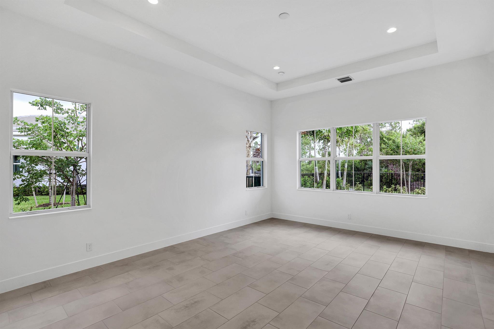 10082 Timber Creek Way