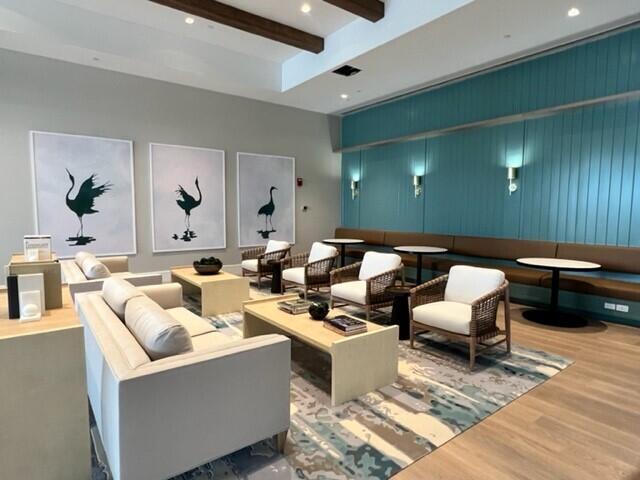 10082 Timber Creek Way