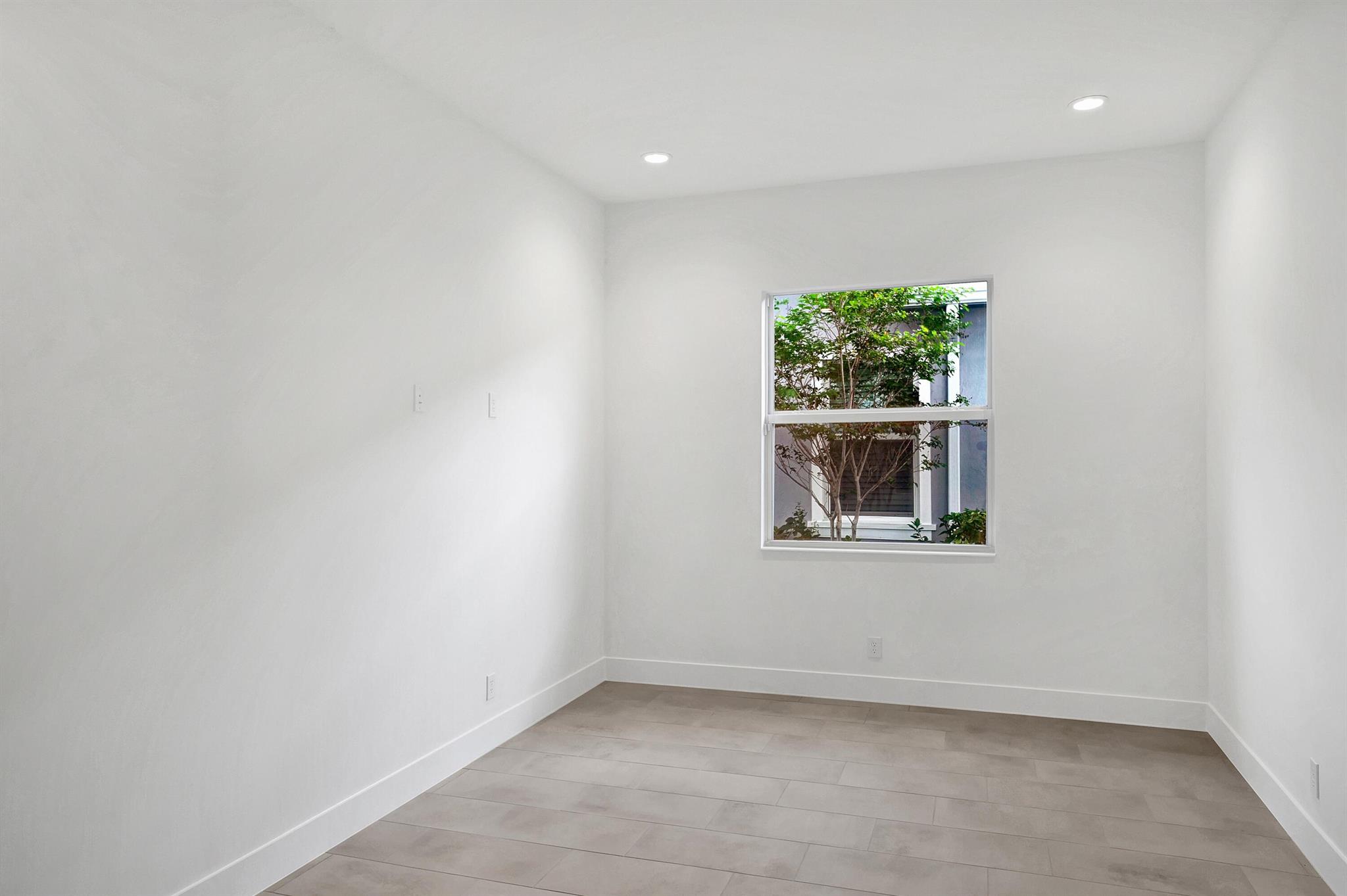 10082 Timber Creek Way