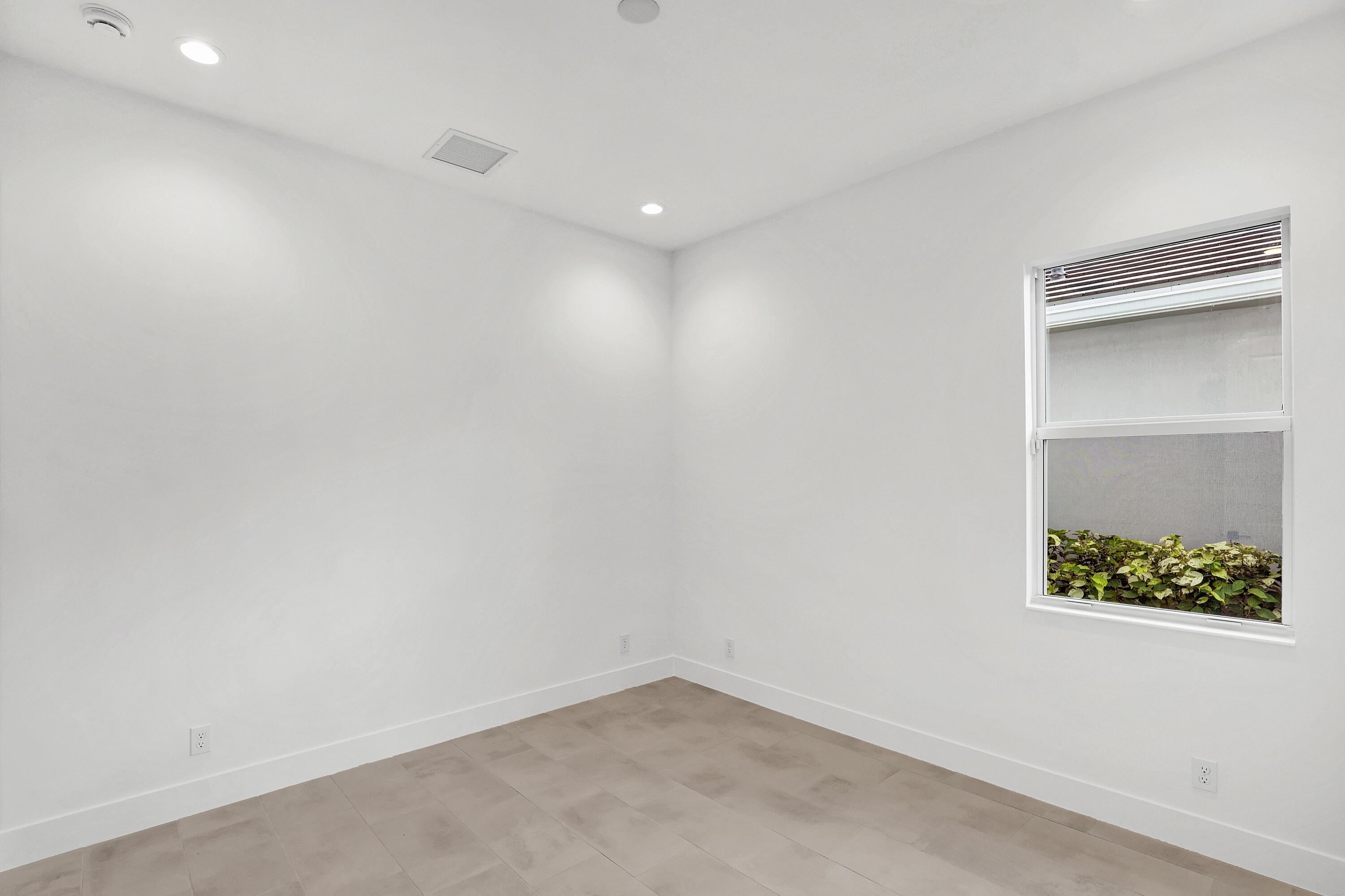 10082 Timber Creek Way