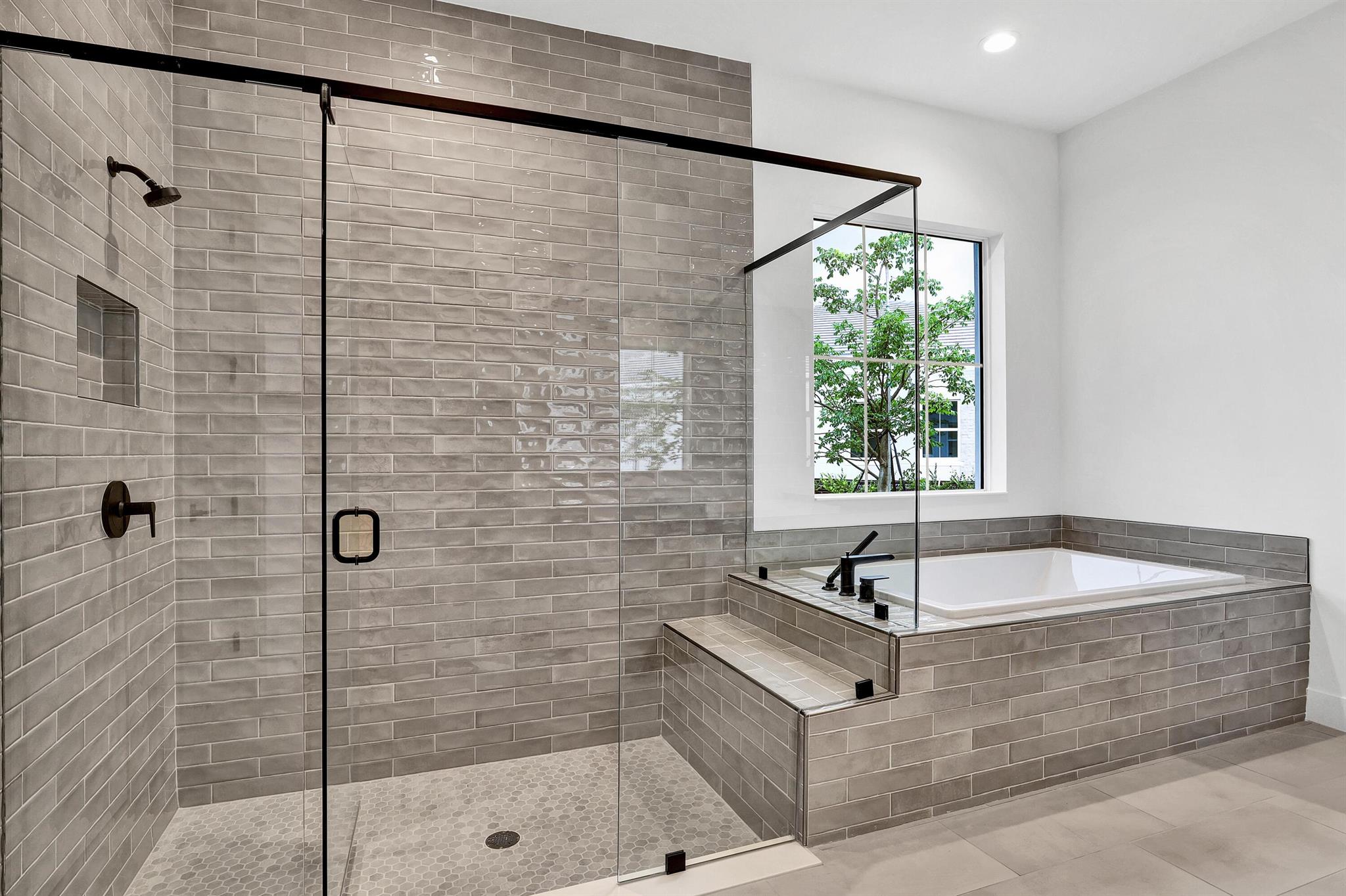 10082 Timber Creek Way