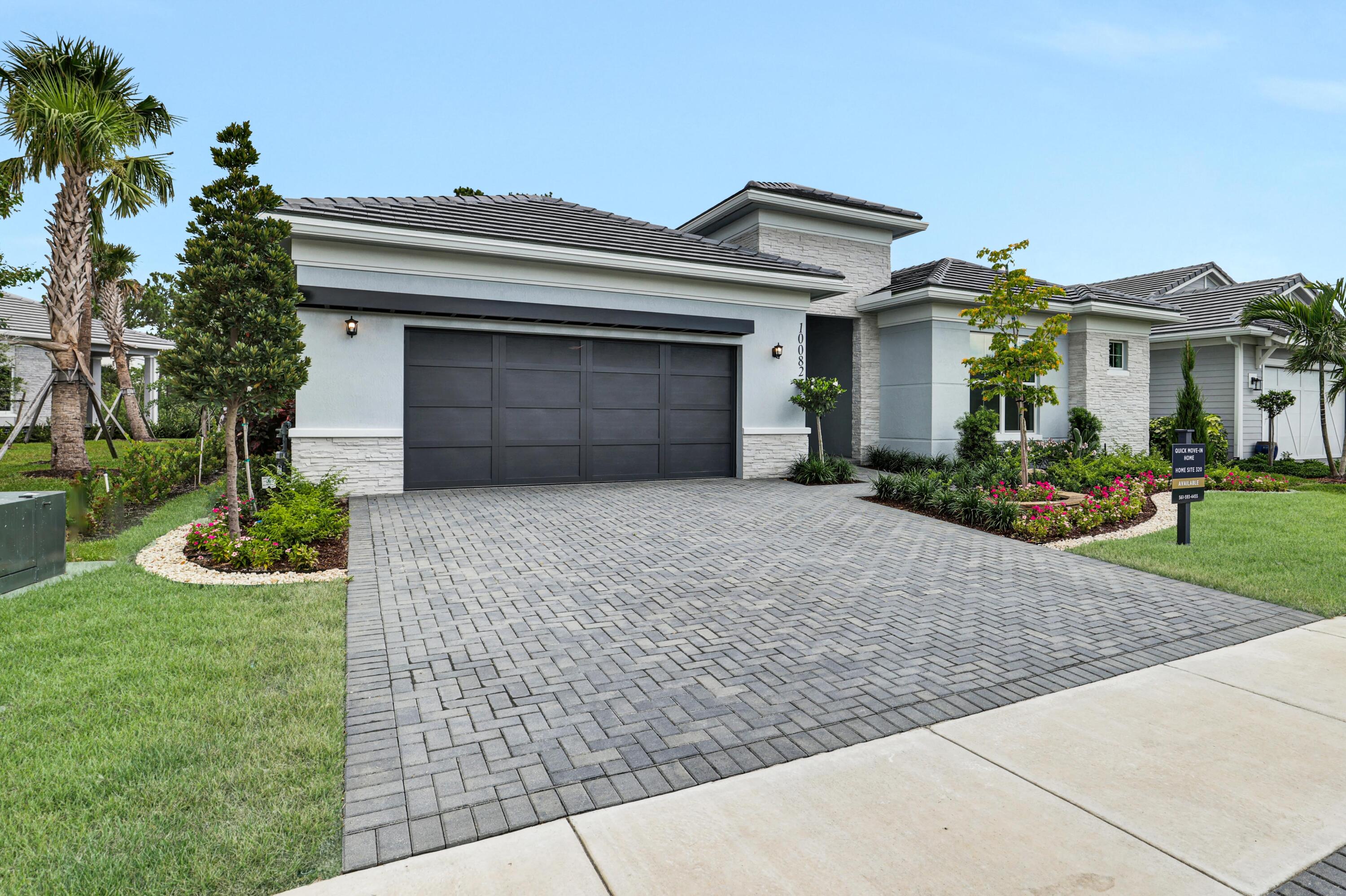 10082 Timber Creek Way