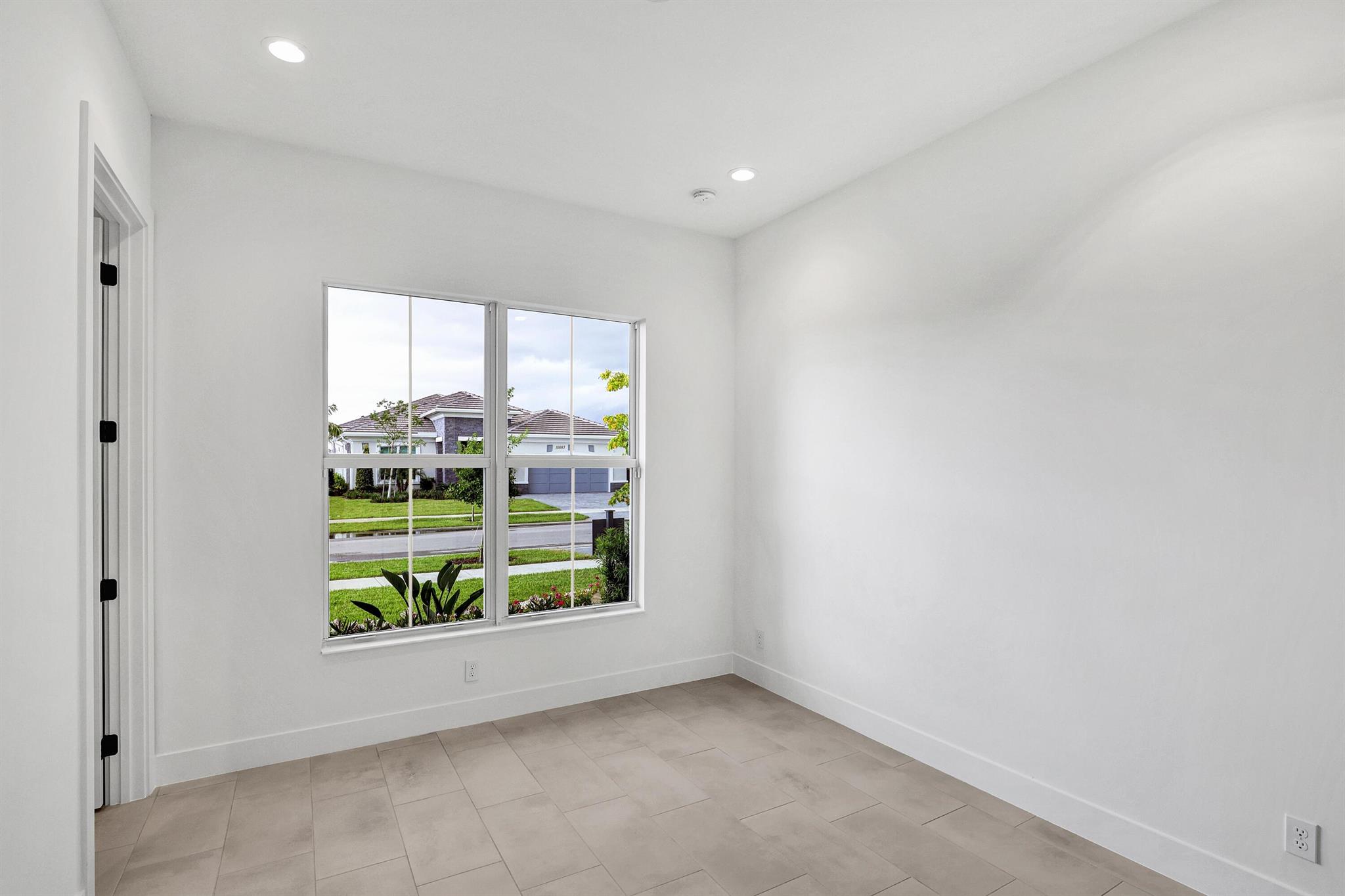 10082 Timber Creek Way