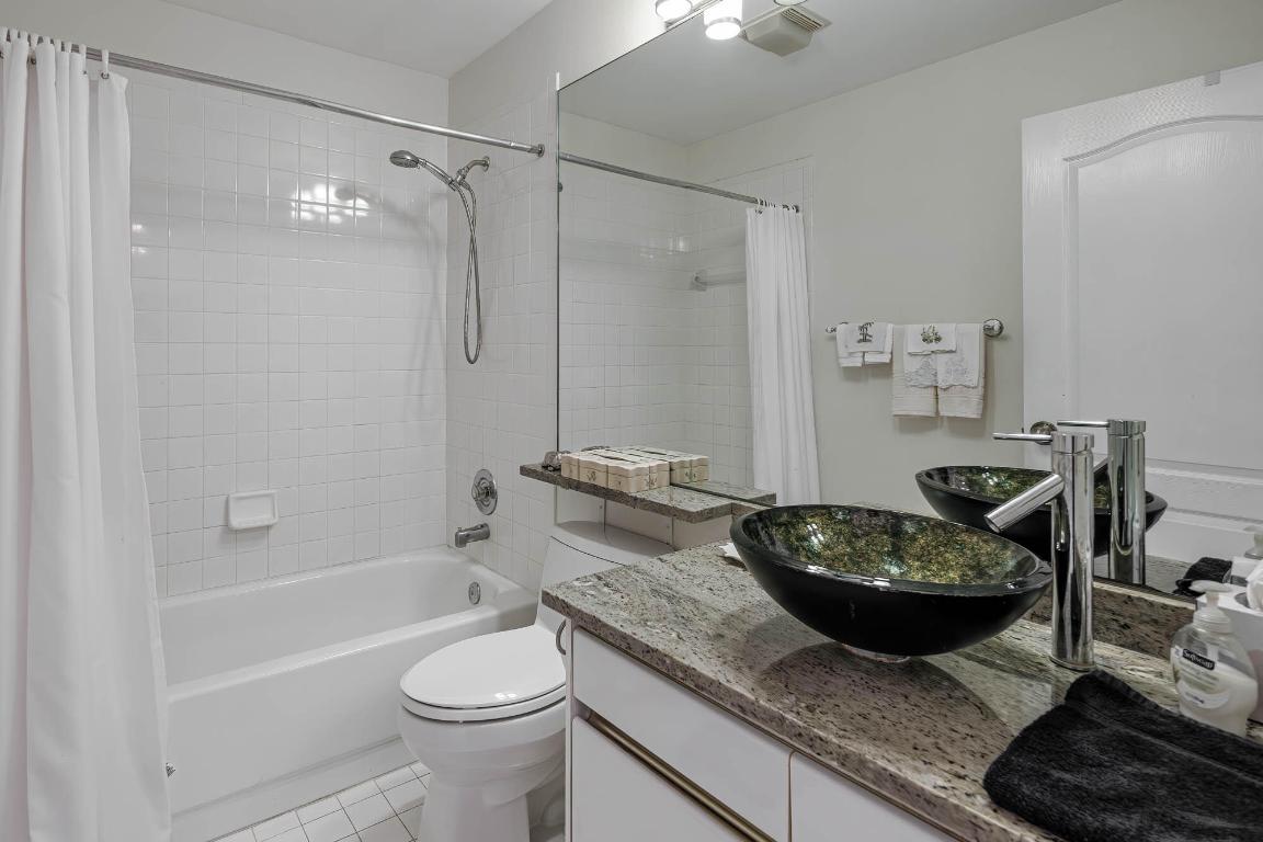 117 Legendary Circle