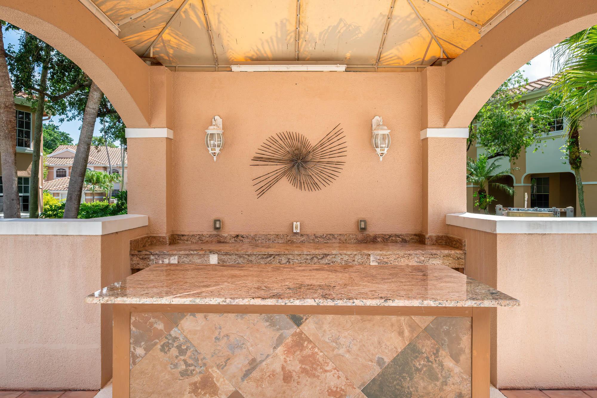 117 Legendary Circle