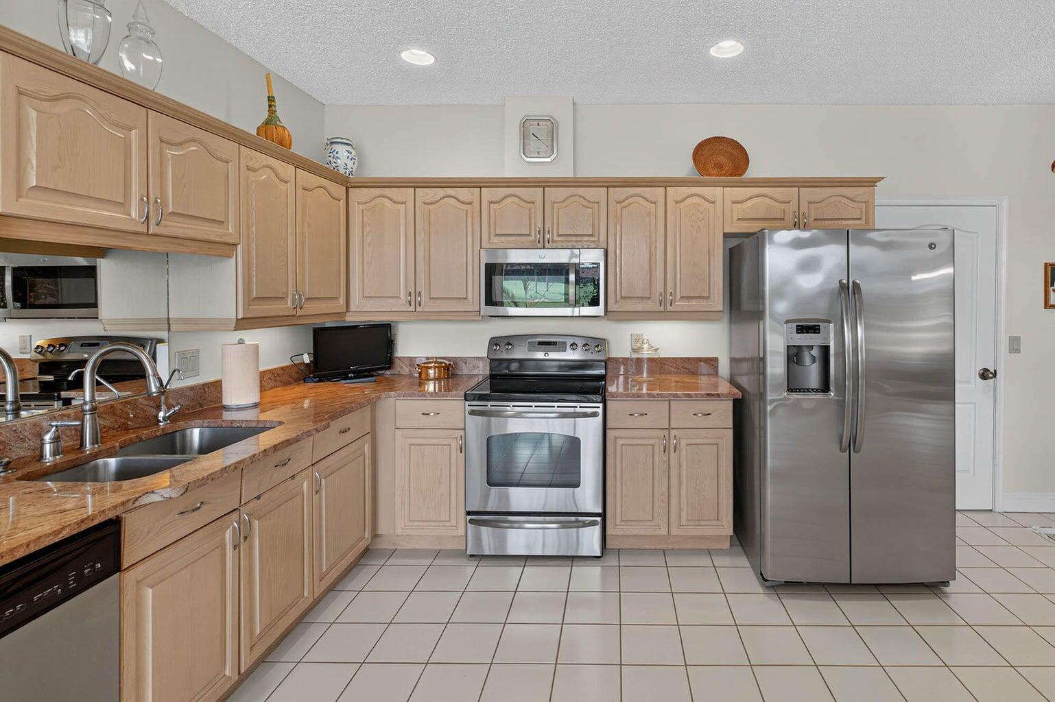 117 Legendary Circle