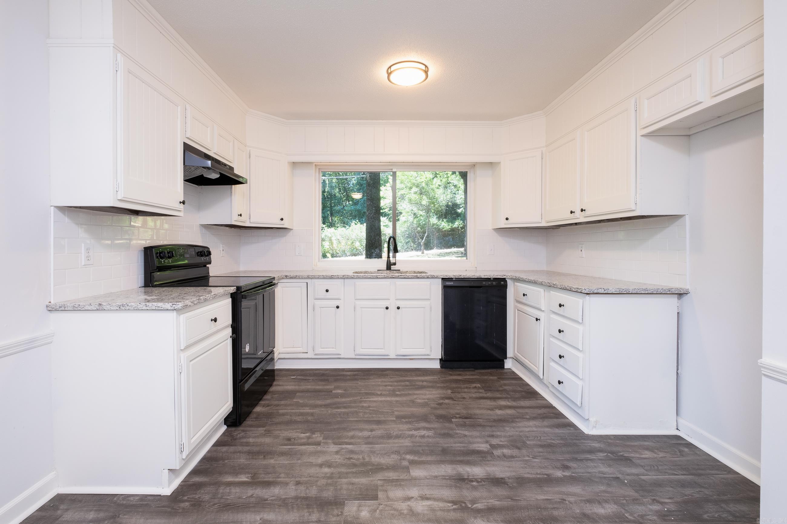 11807 Pleasant Forest Drive