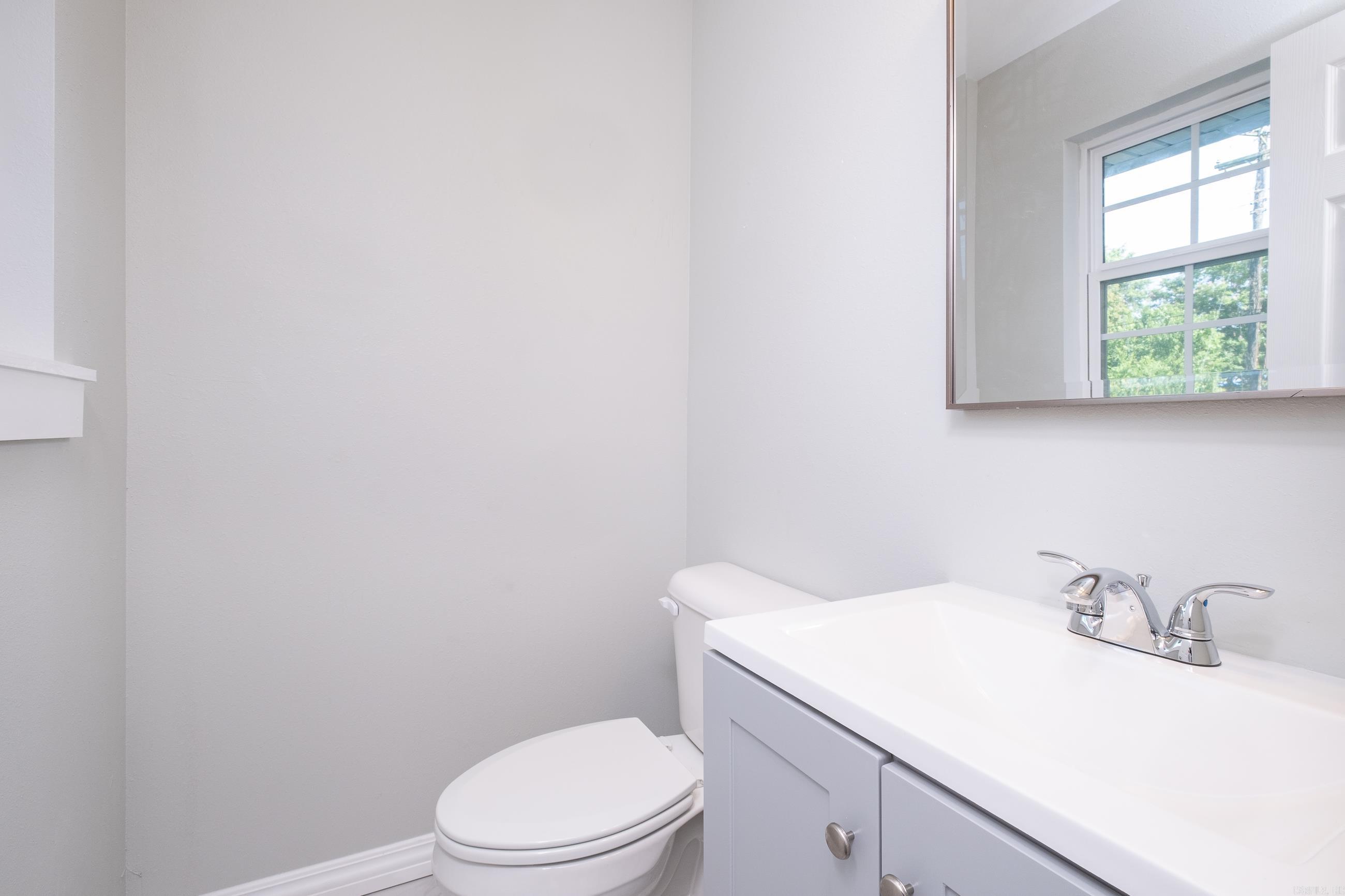 8915 Cloverhill Road