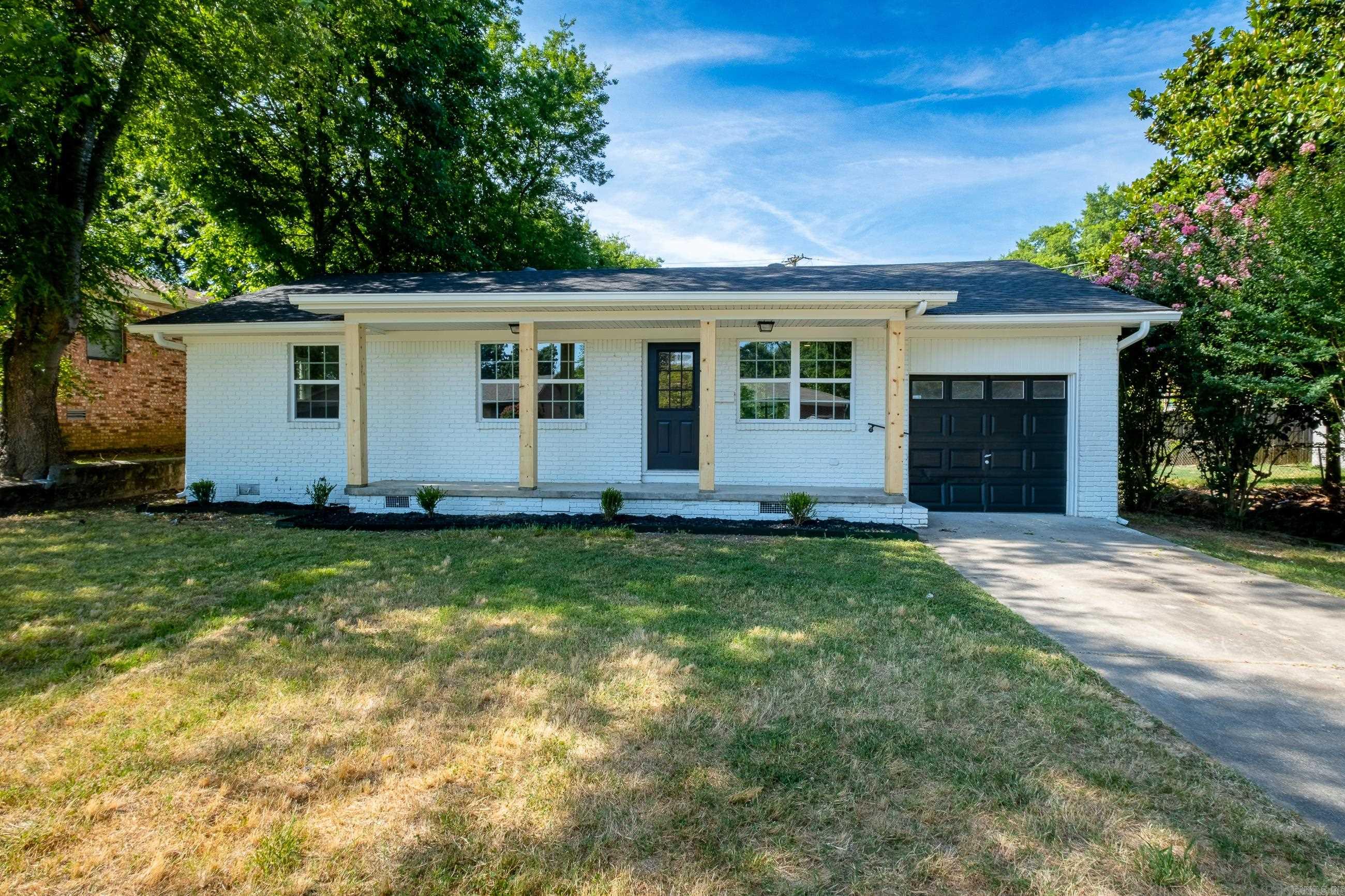 8915 Cloverhill Road