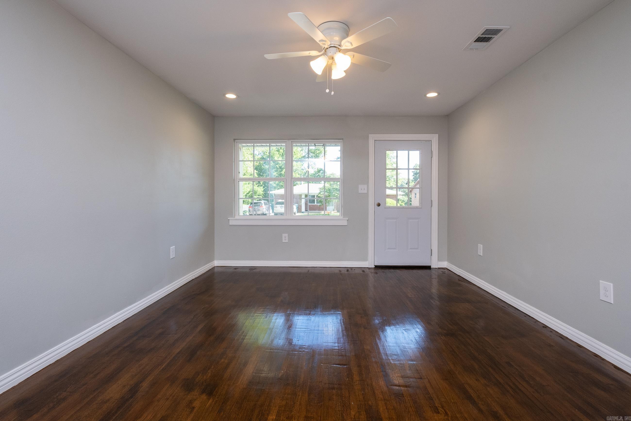 8915 Cloverhill Road