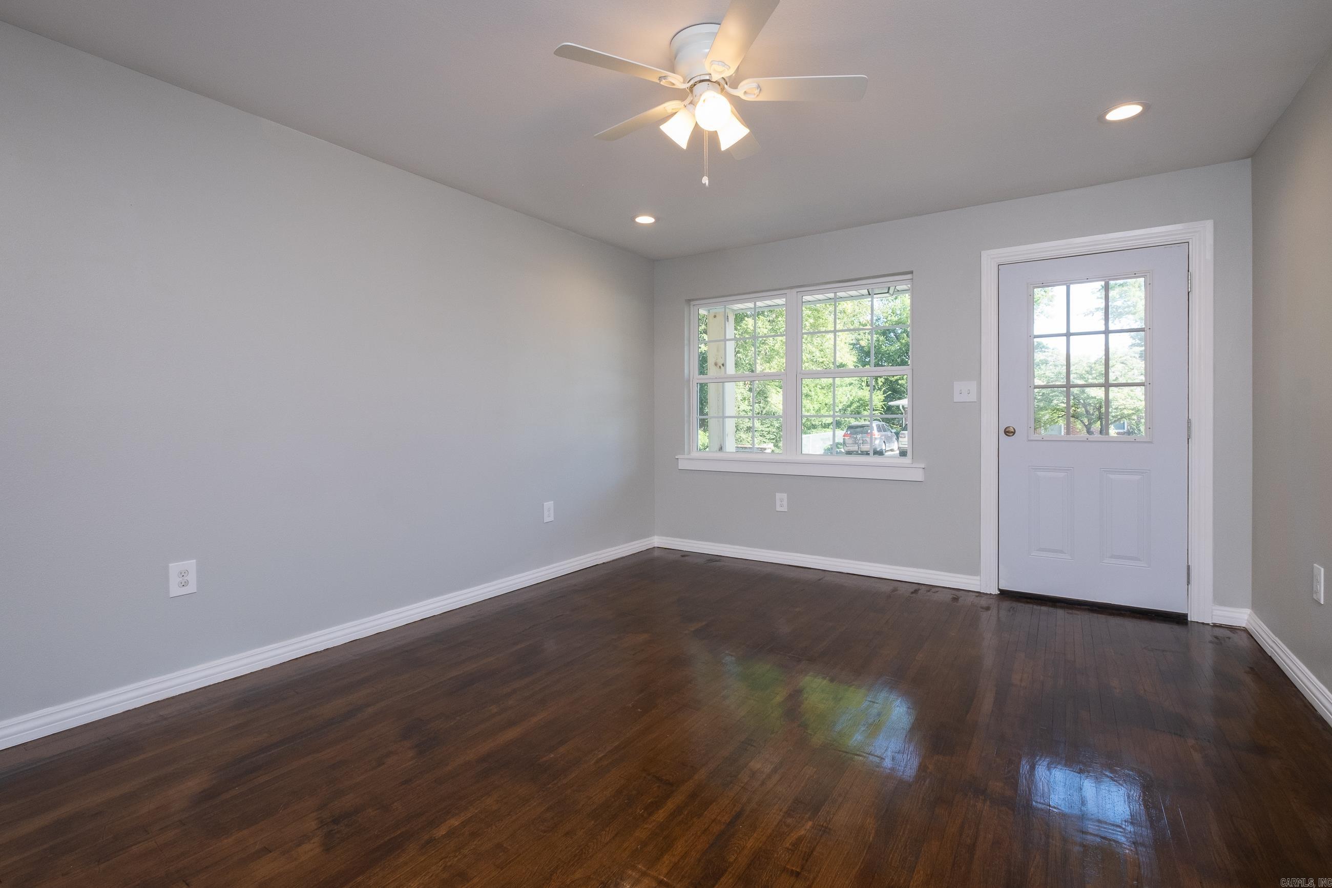 8915 Cloverhill Road