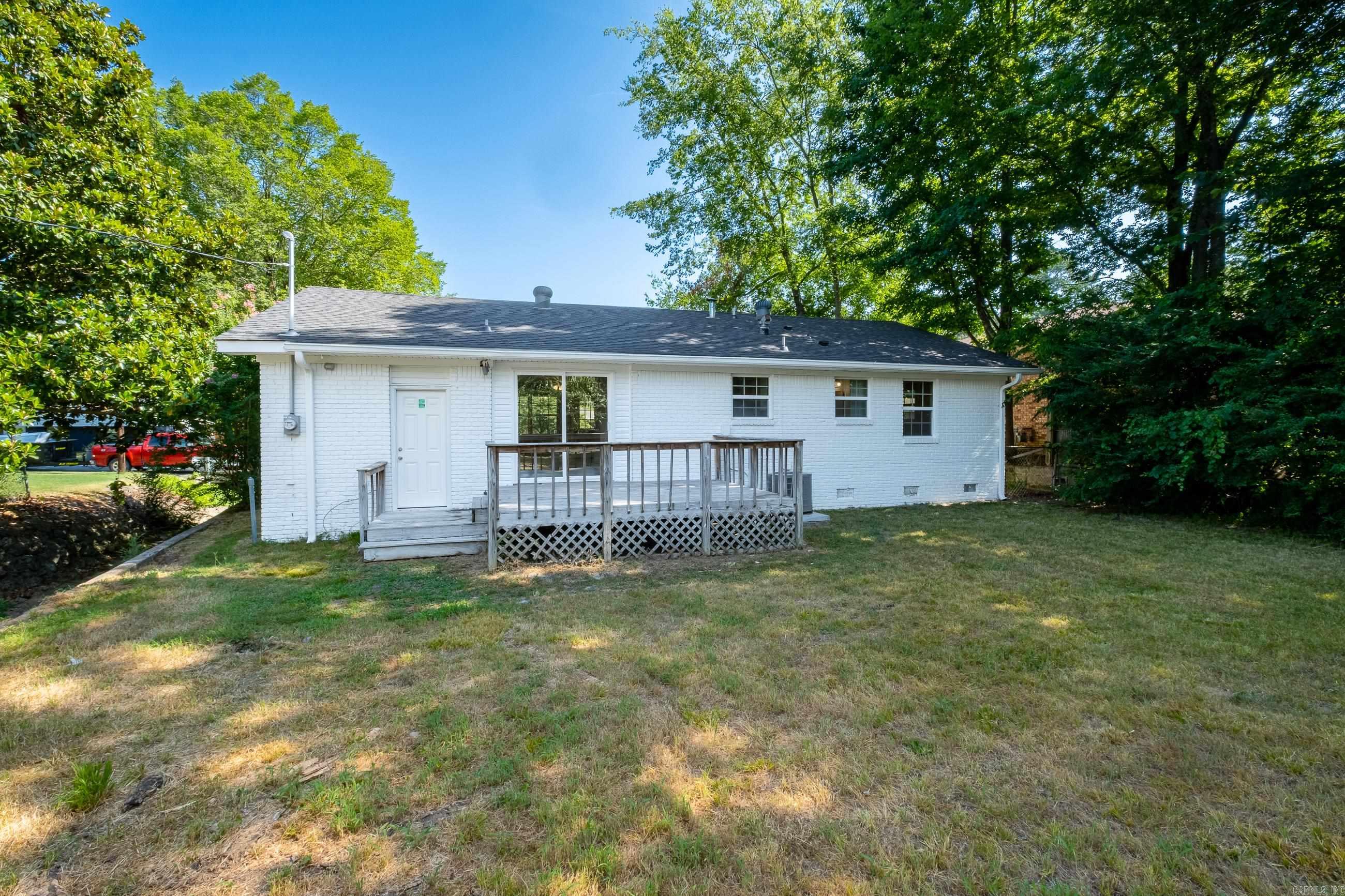 8915 Cloverhill Road