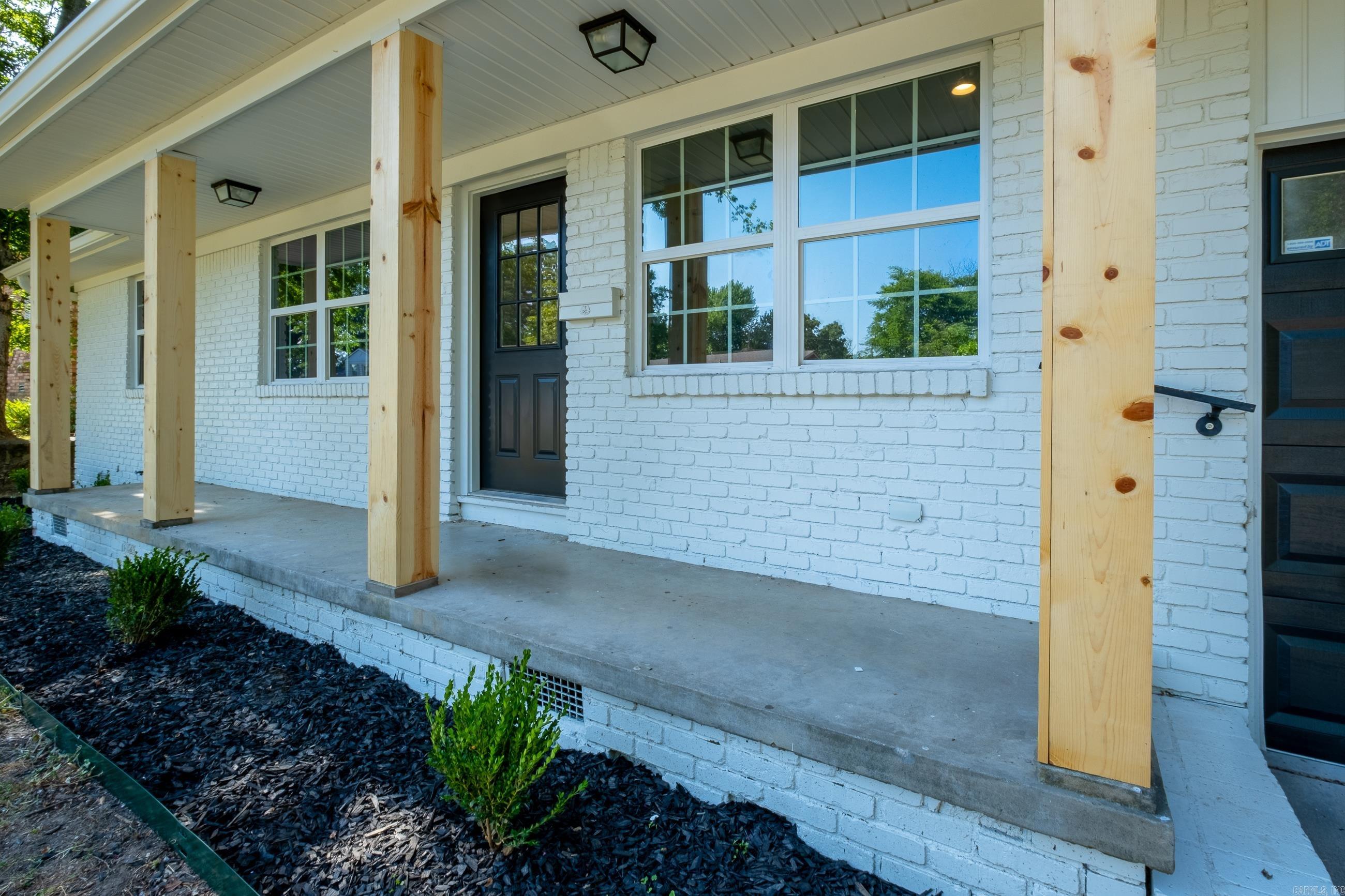 8915 Cloverhill Road