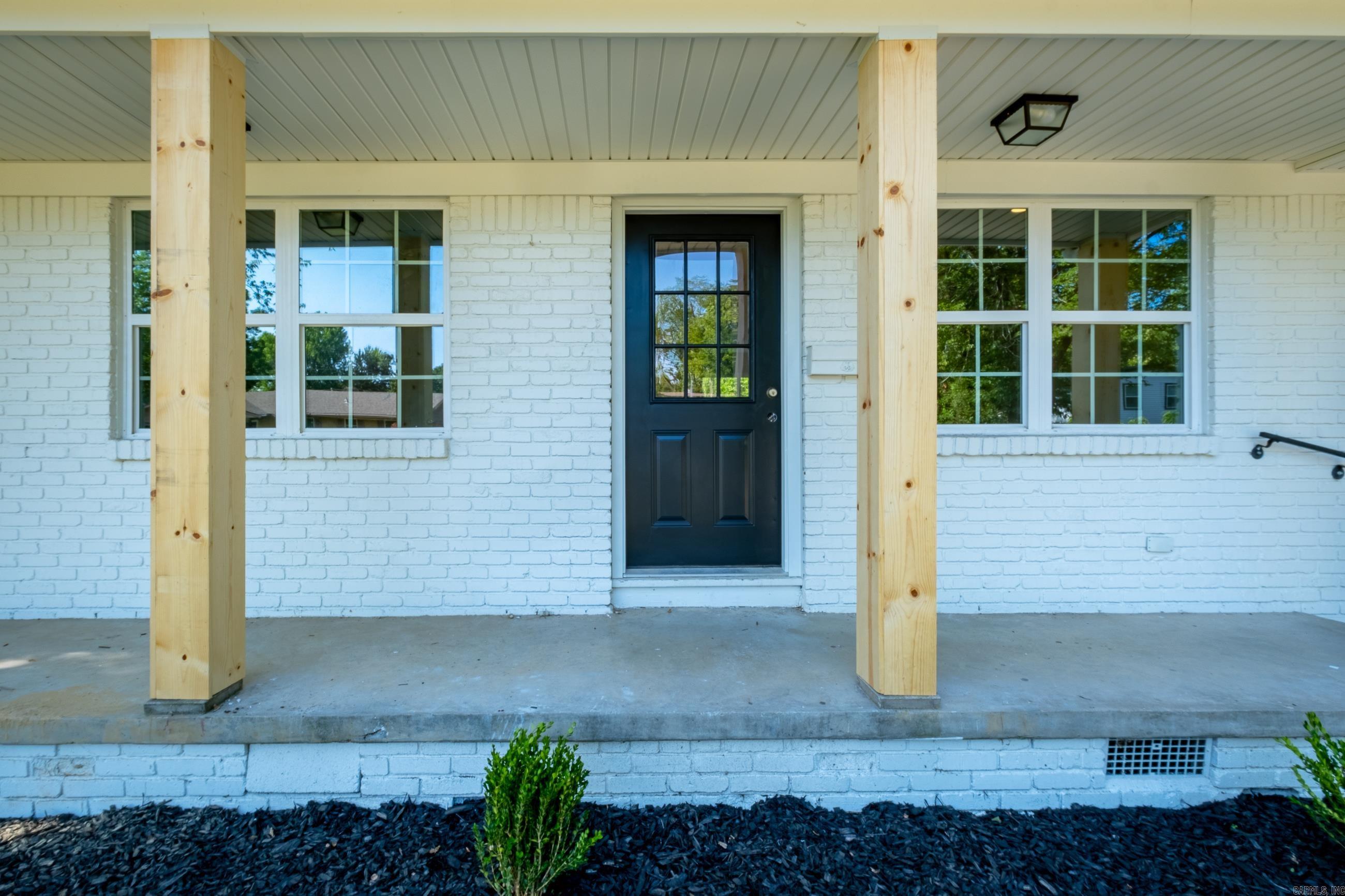 8915 Cloverhill Road