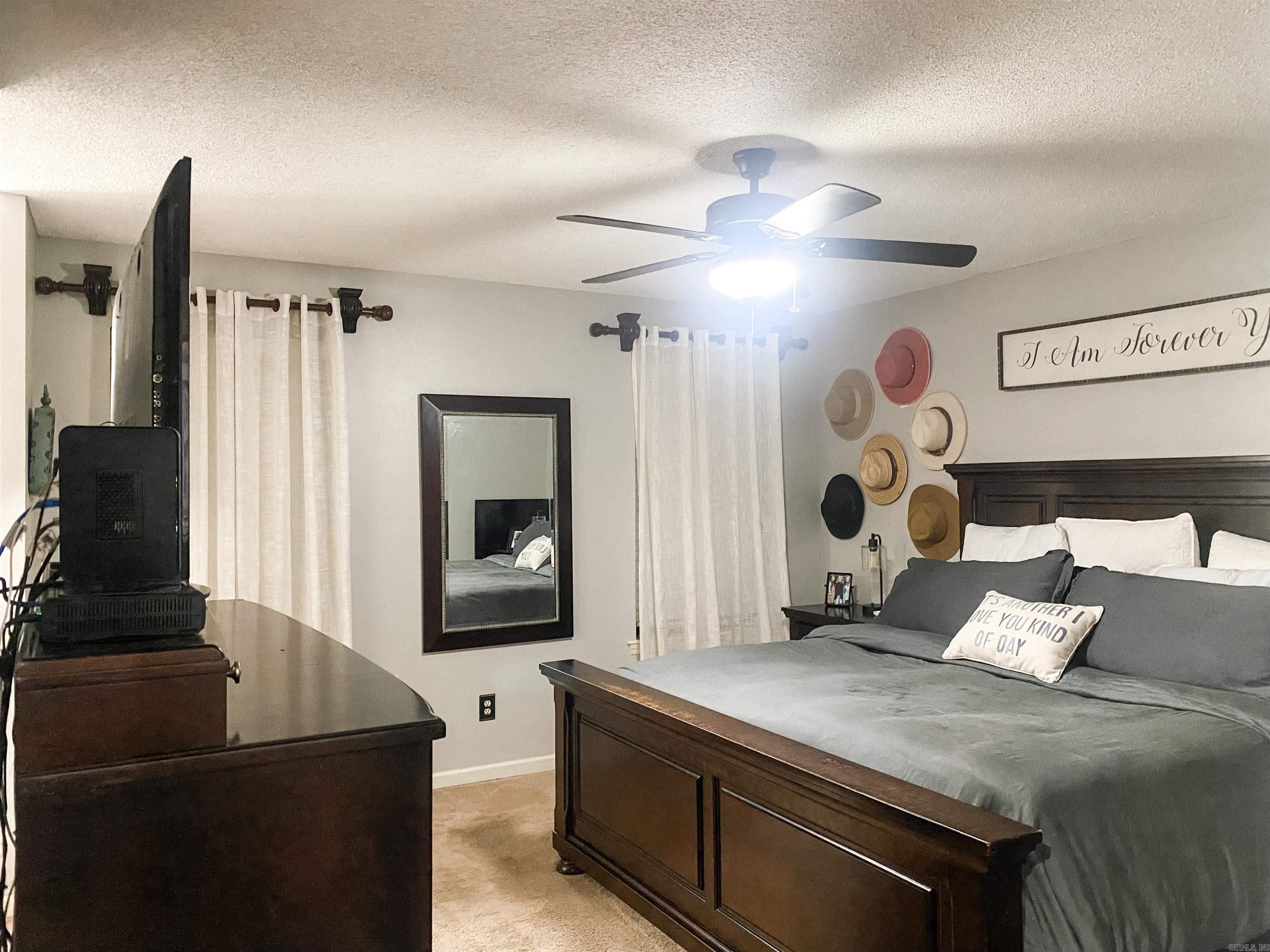 147 Rolling Oaks Drive