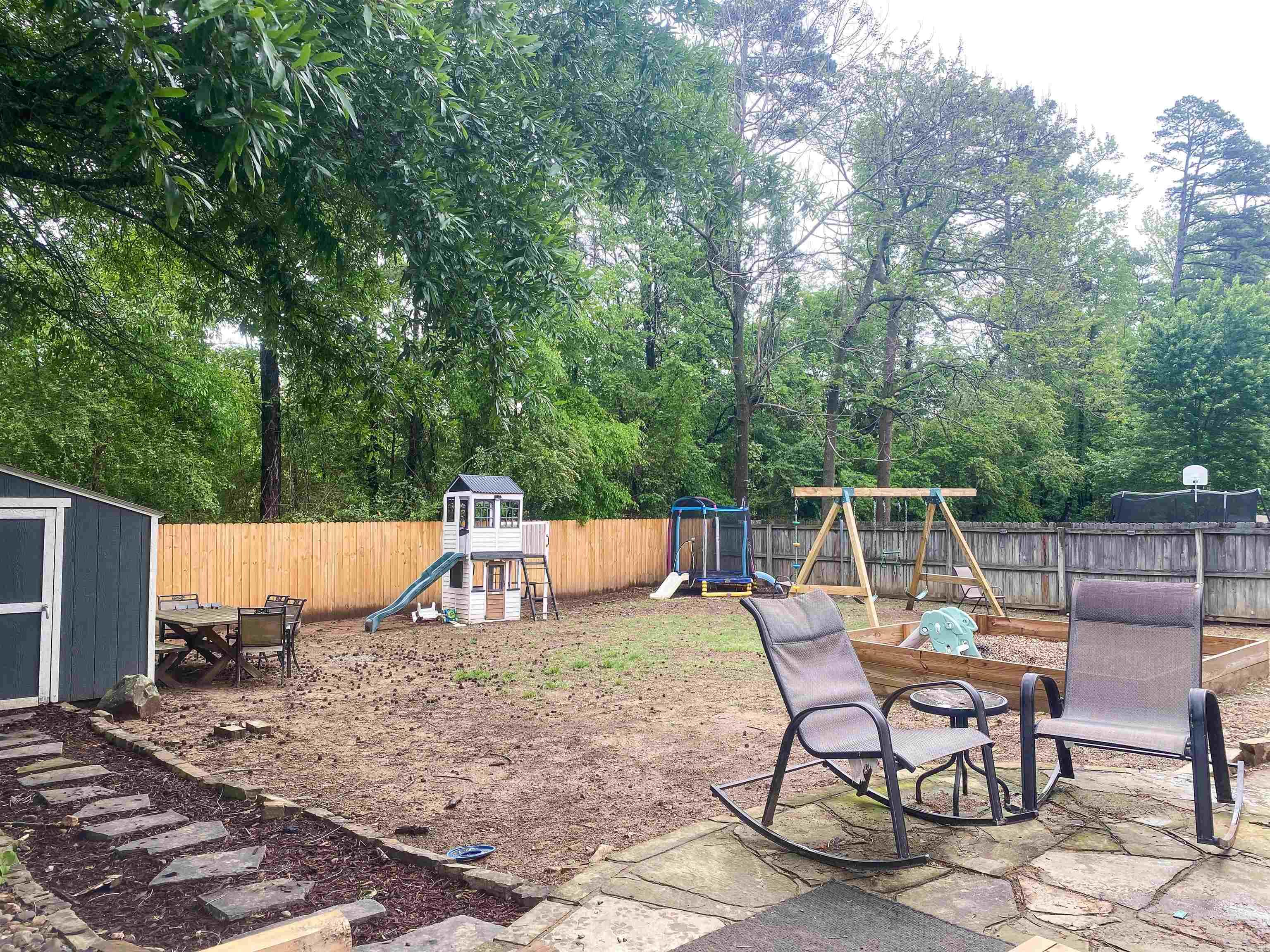 147 Rolling Oaks Drive