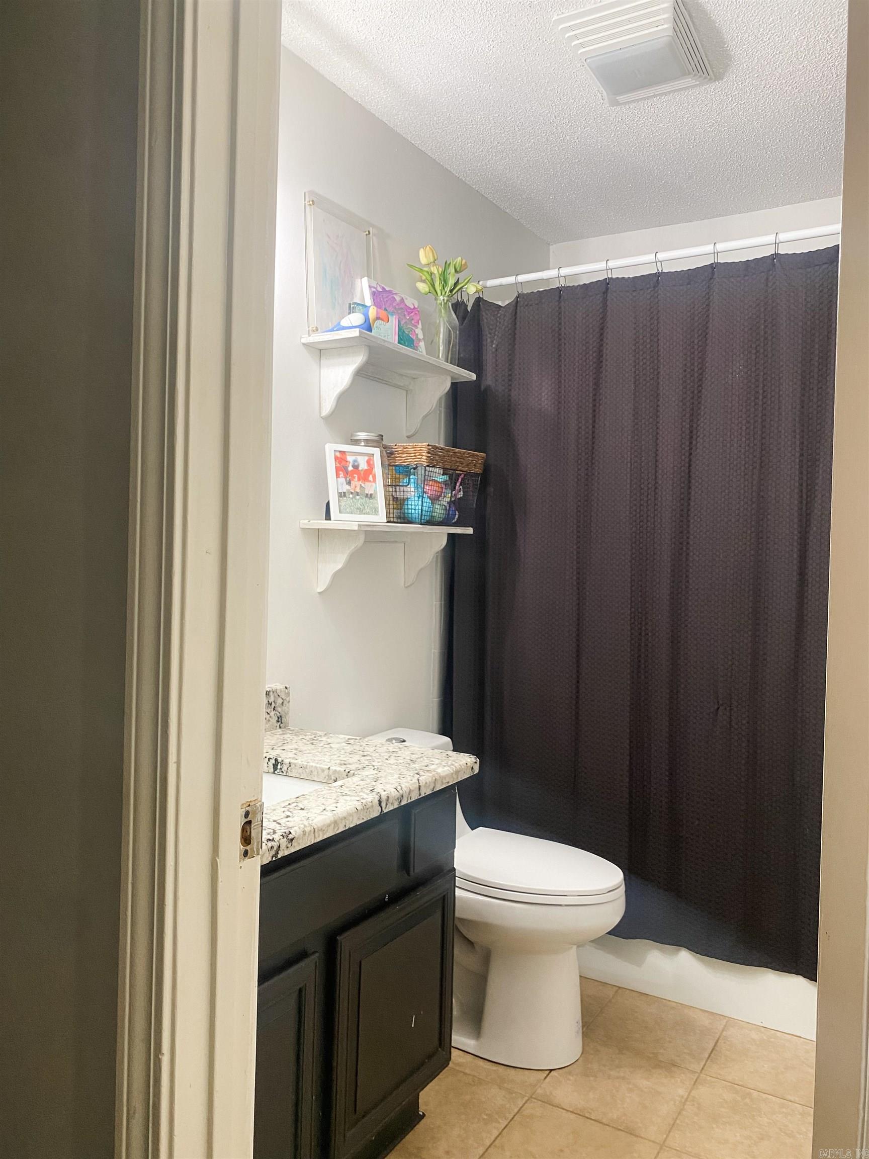 147 Rolling Oaks Drive