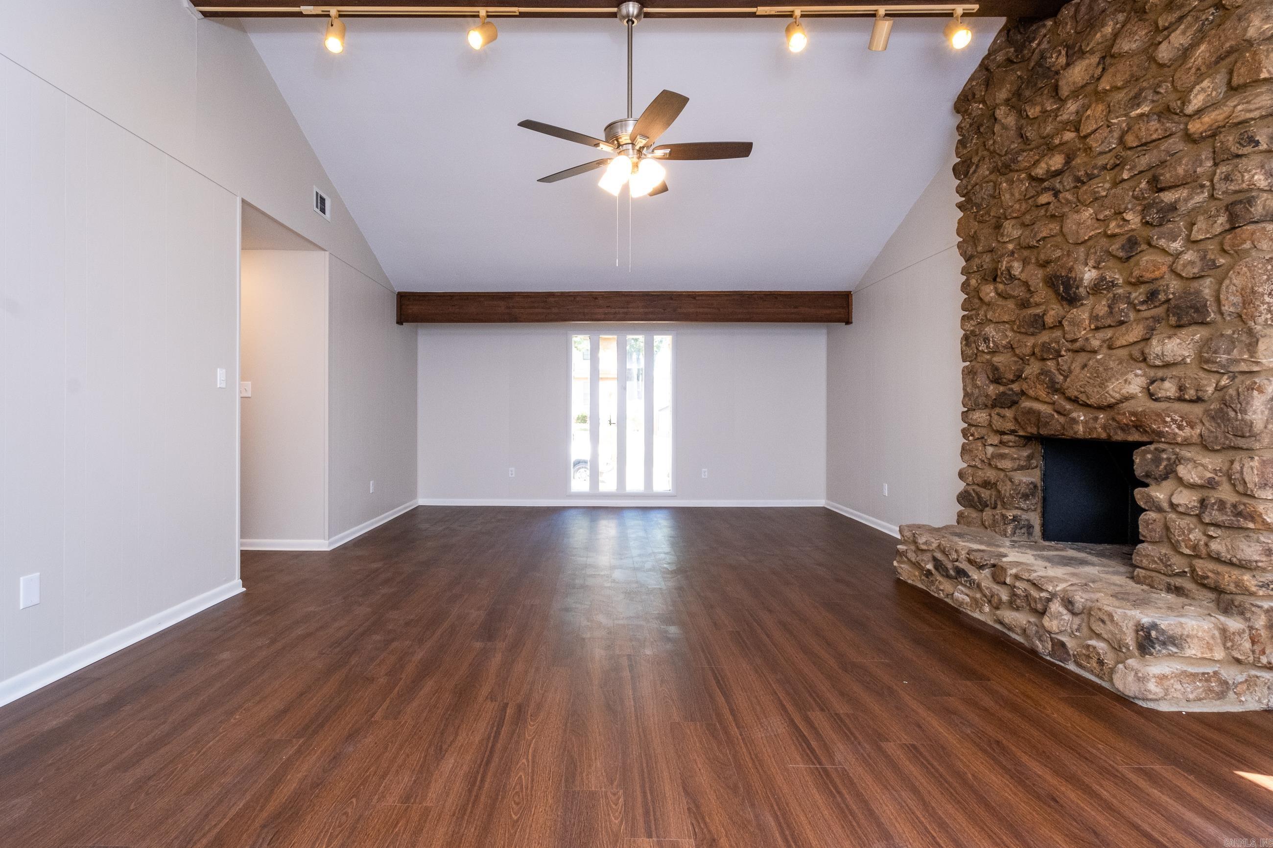 9509 Vanderbilt Drive