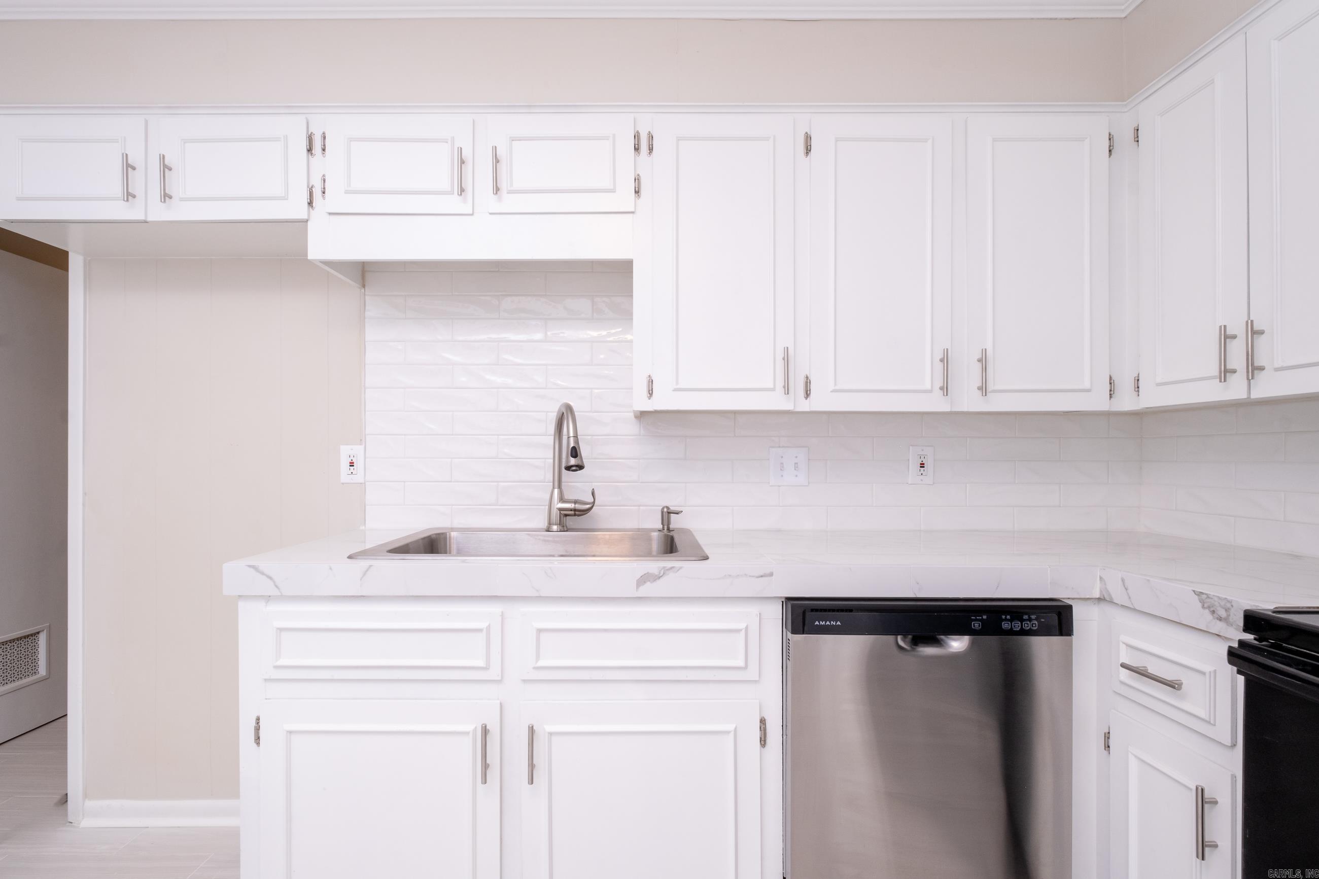 9509 Vanderbilt Drive