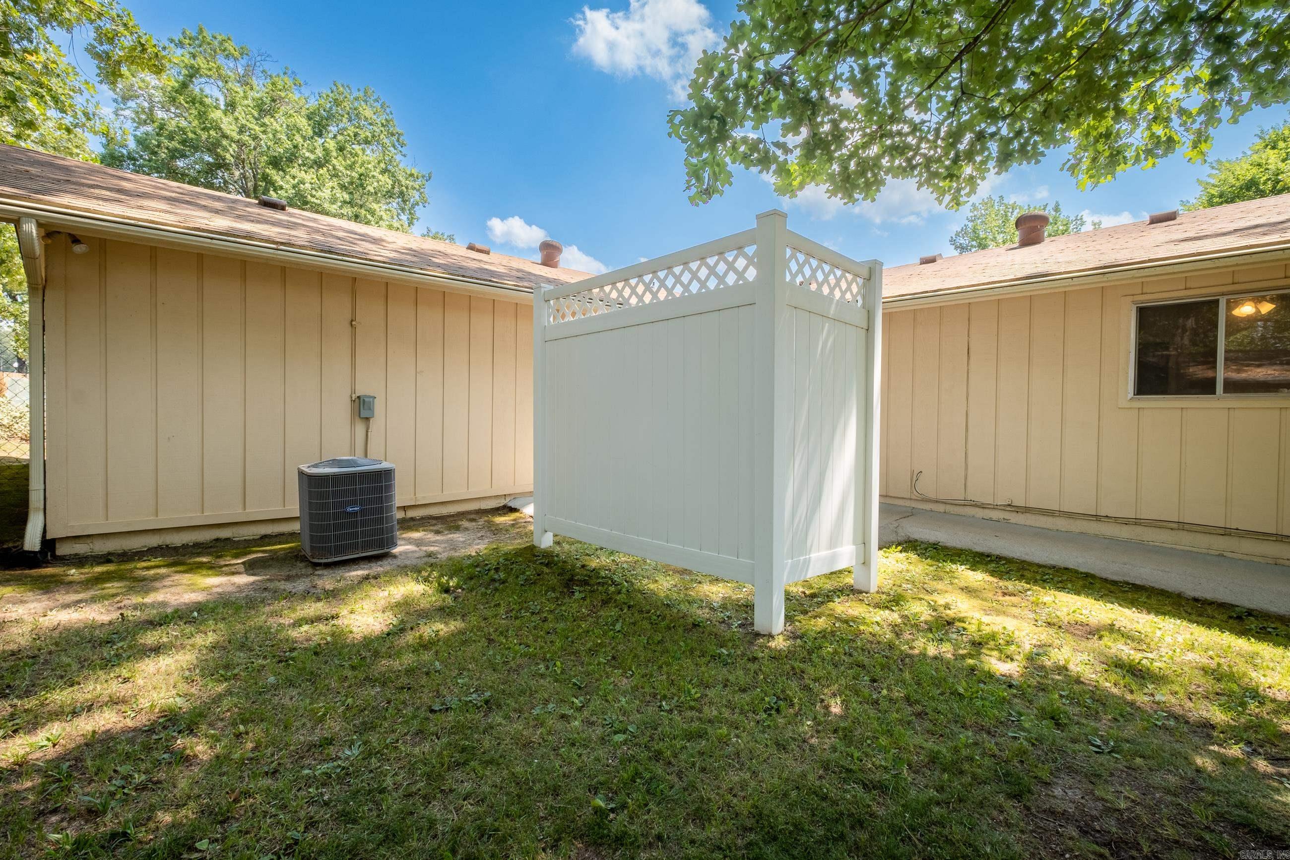 9509 Vanderbilt Drive