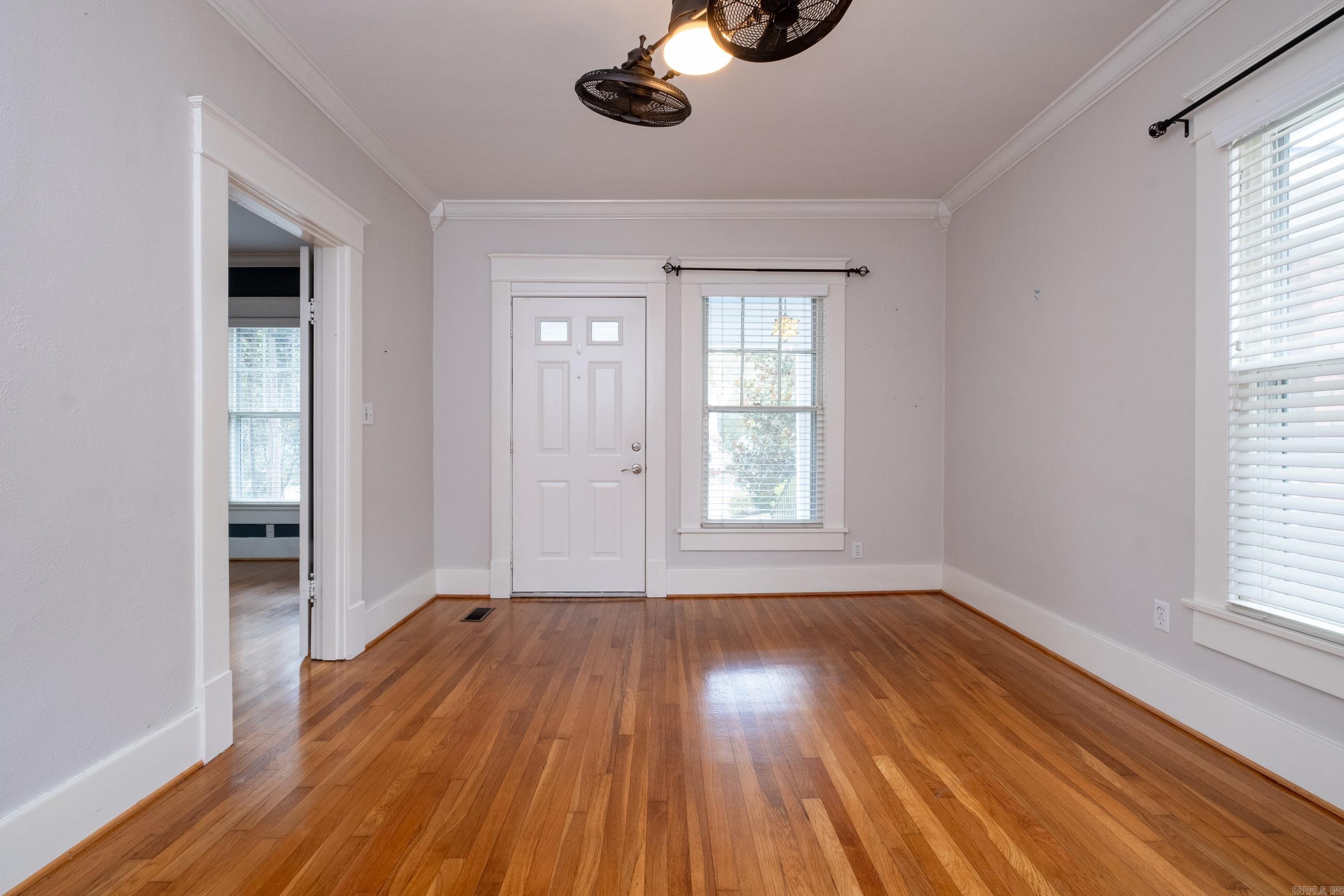 2017 N Garfield Street