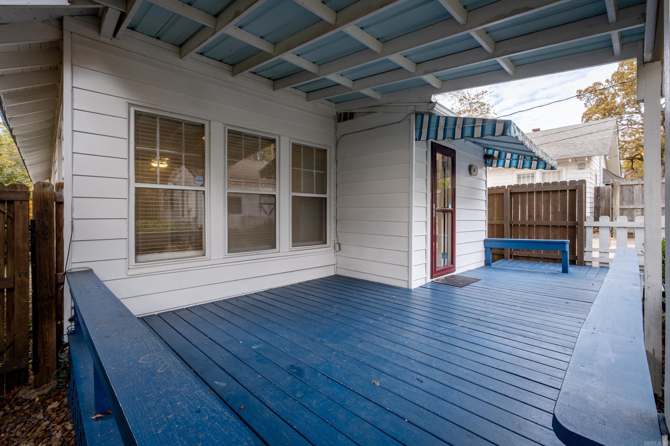 2017 N Garfield Street