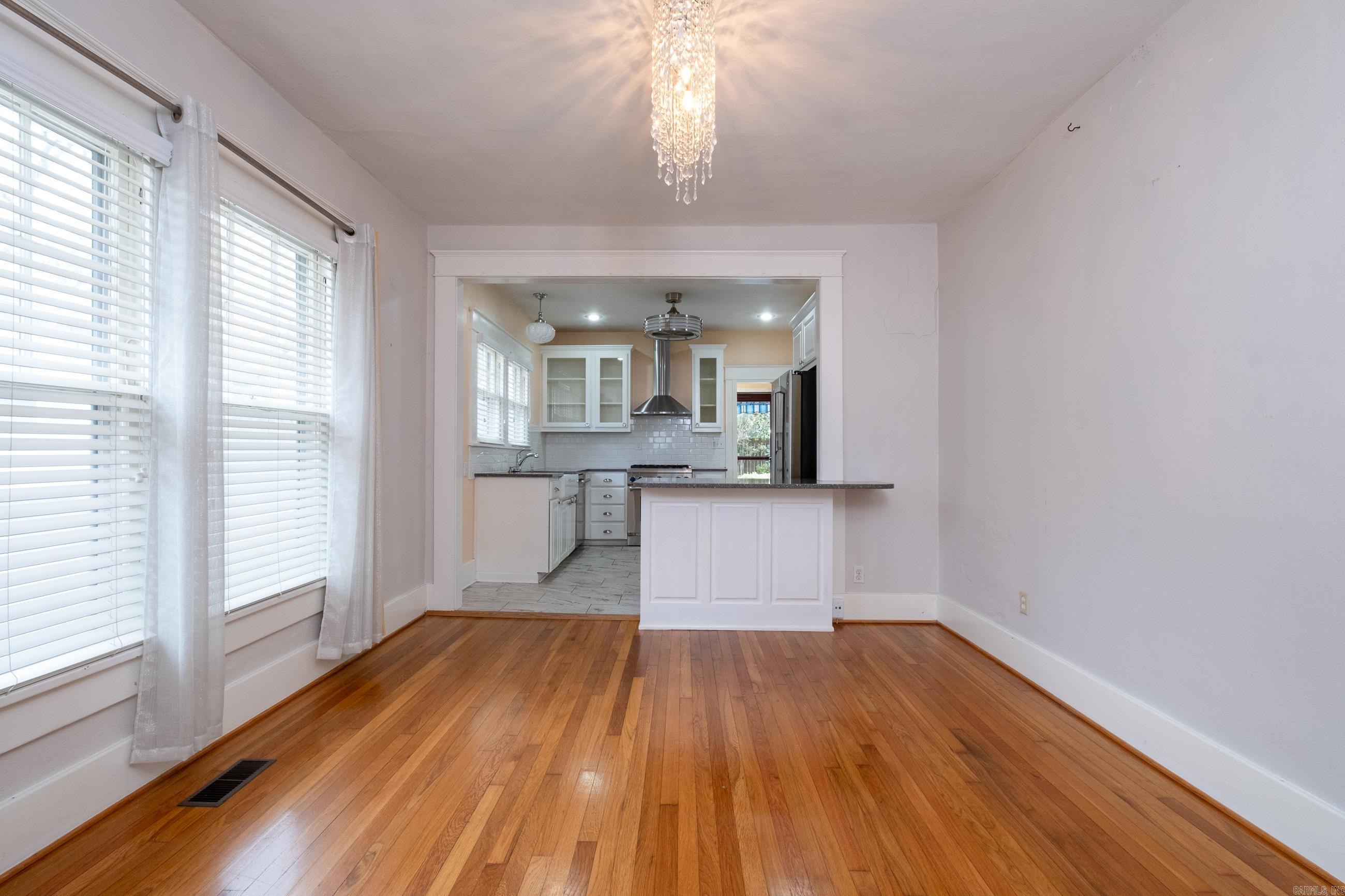 2017 N Garfield Street