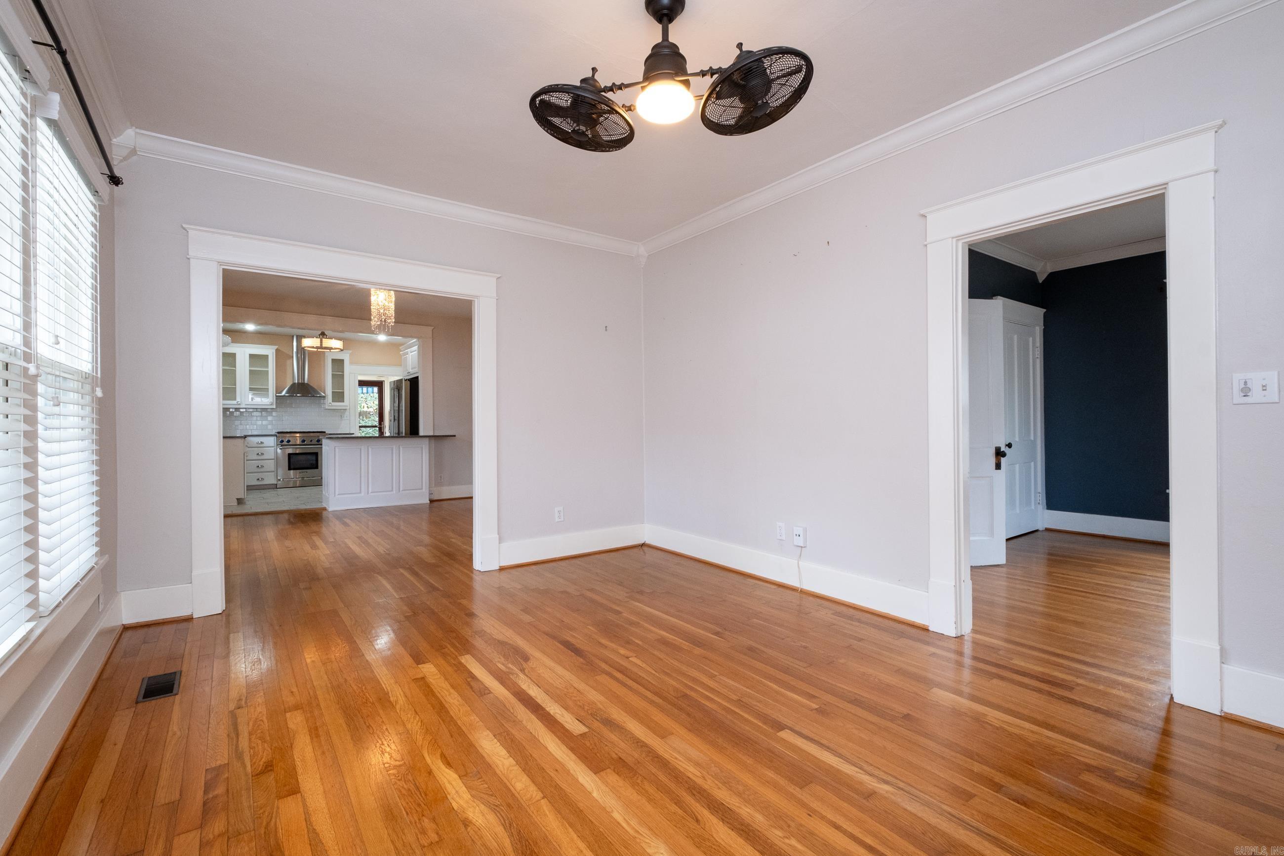 2017 N Garfield Street