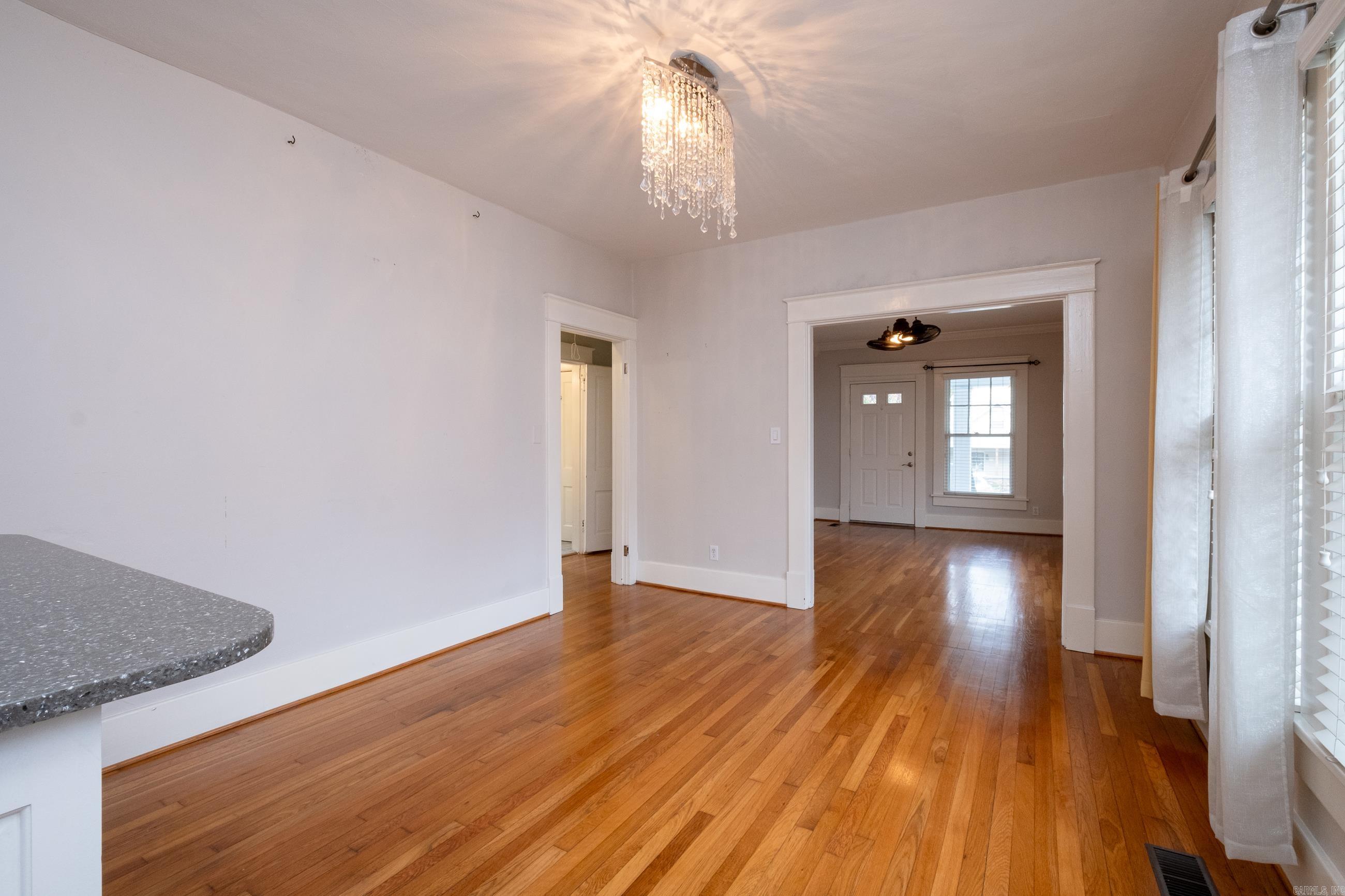 2017 N Garfield Street