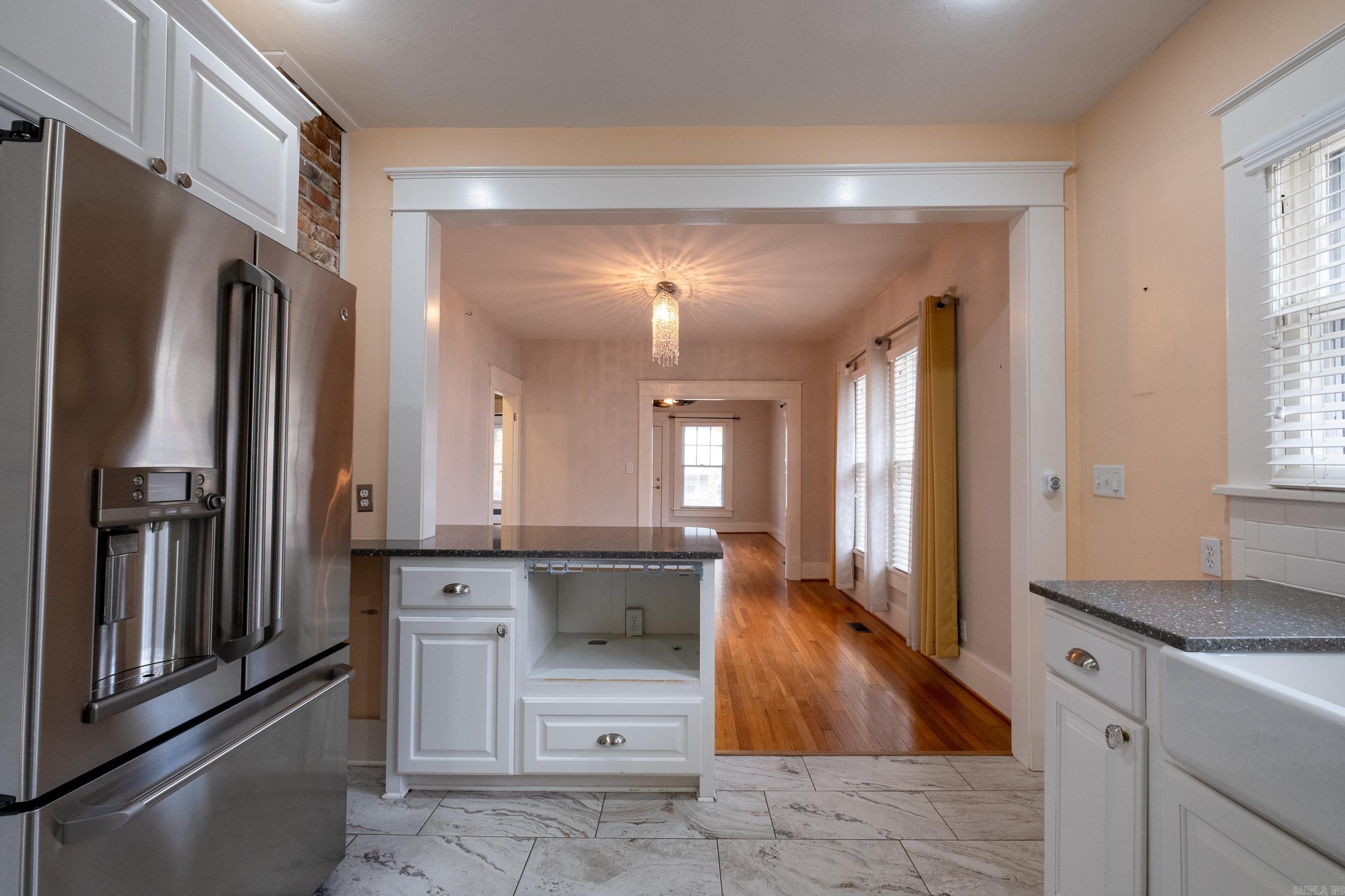 2017 N Garfield Street