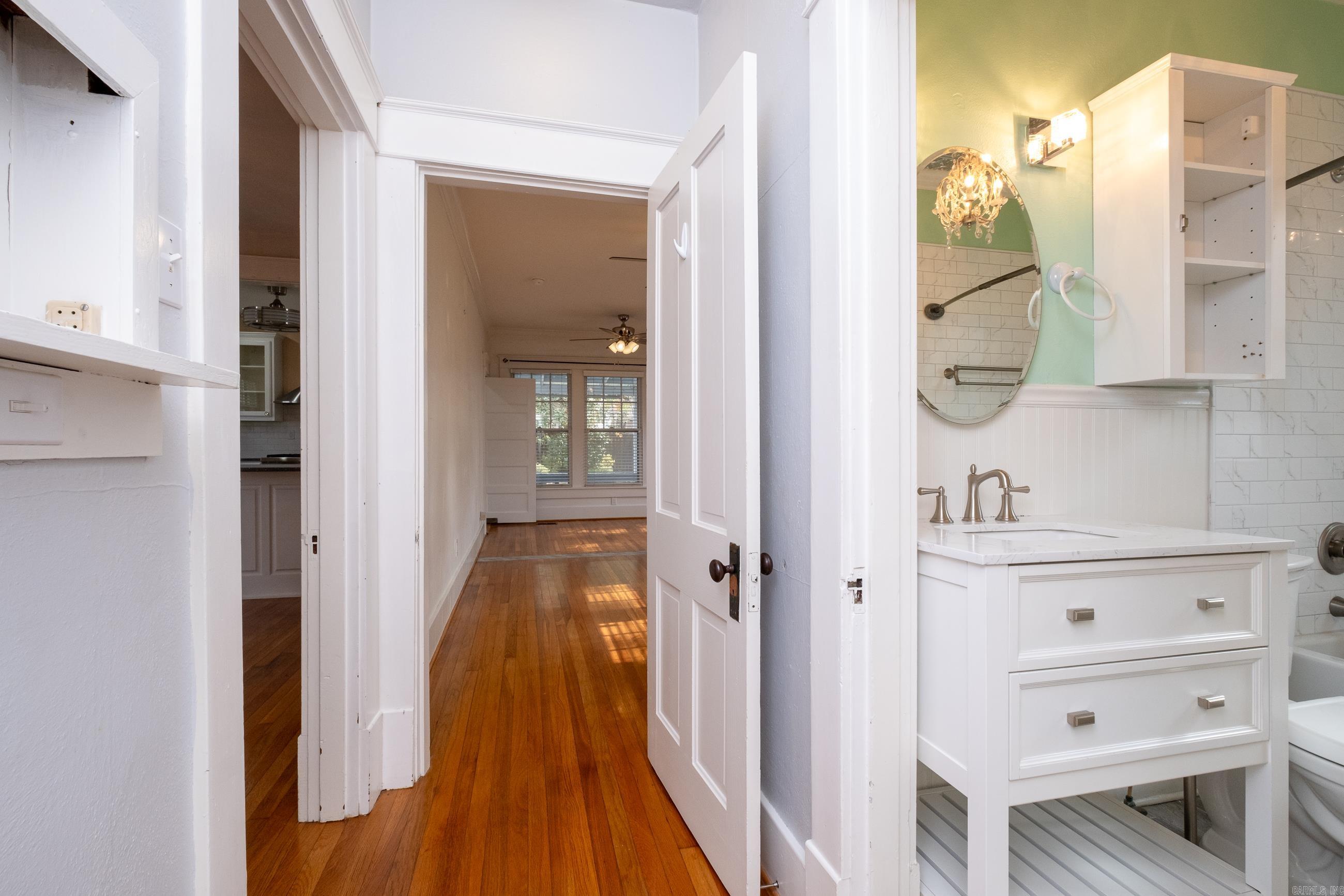 2017 N Garfield Street