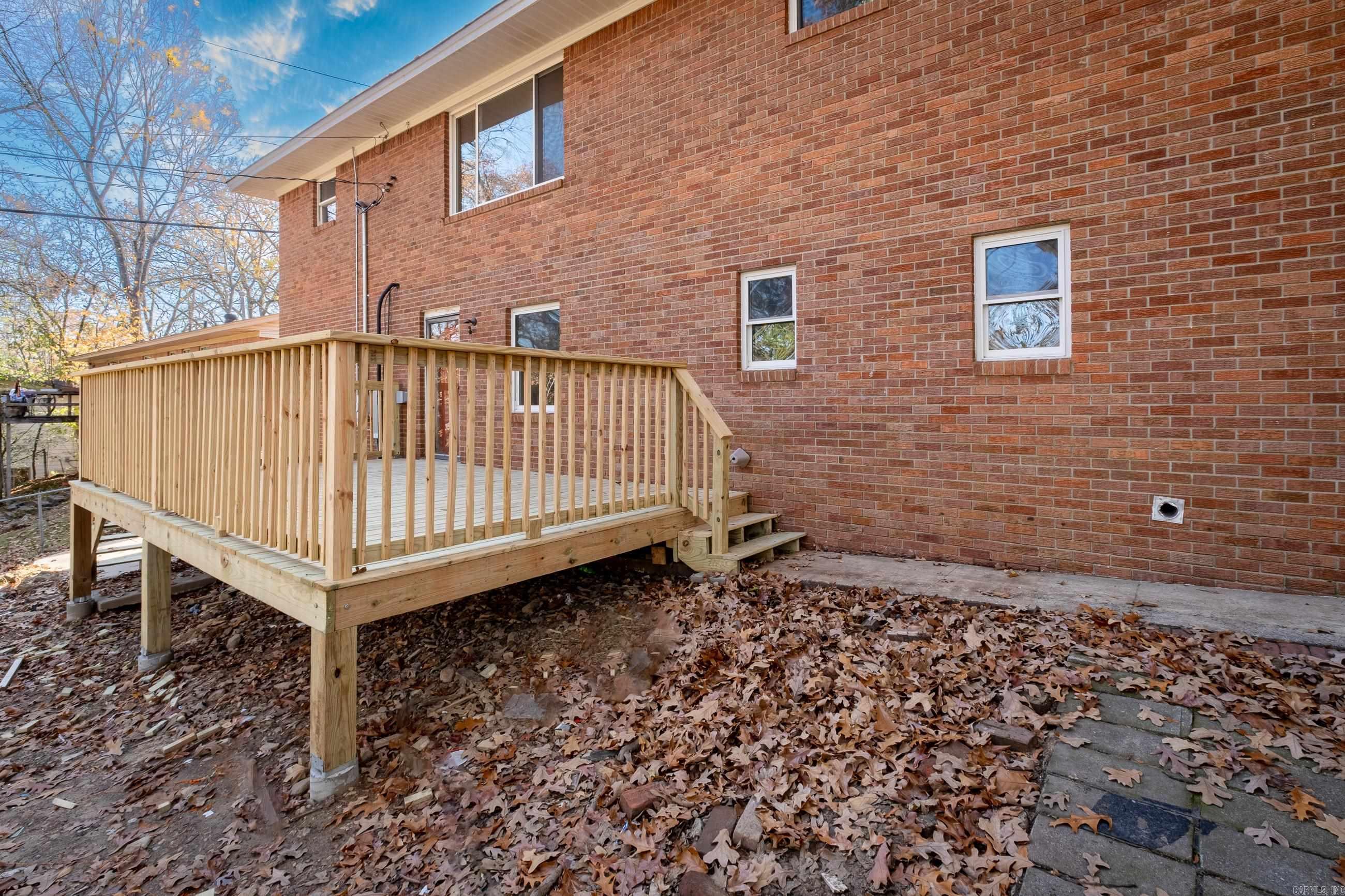 1607 Grove Hill Road