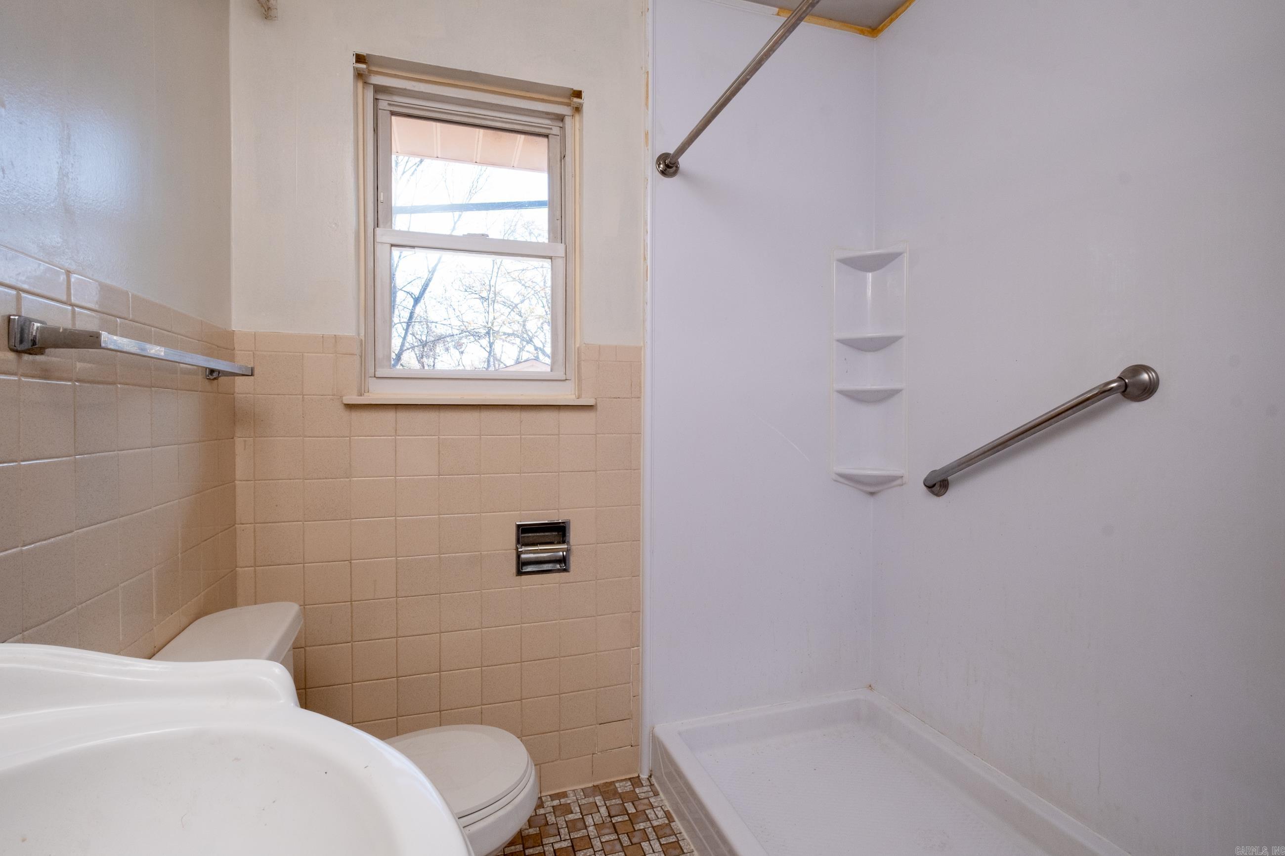 1607 Grove Hill Road