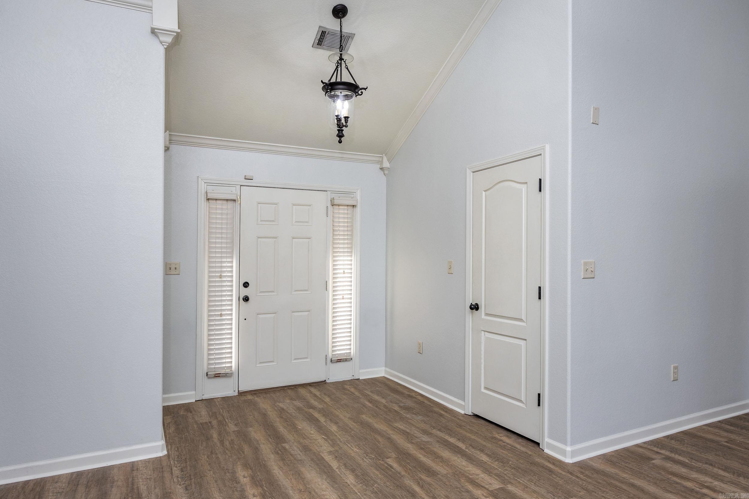 1010 Golden Hills Drive