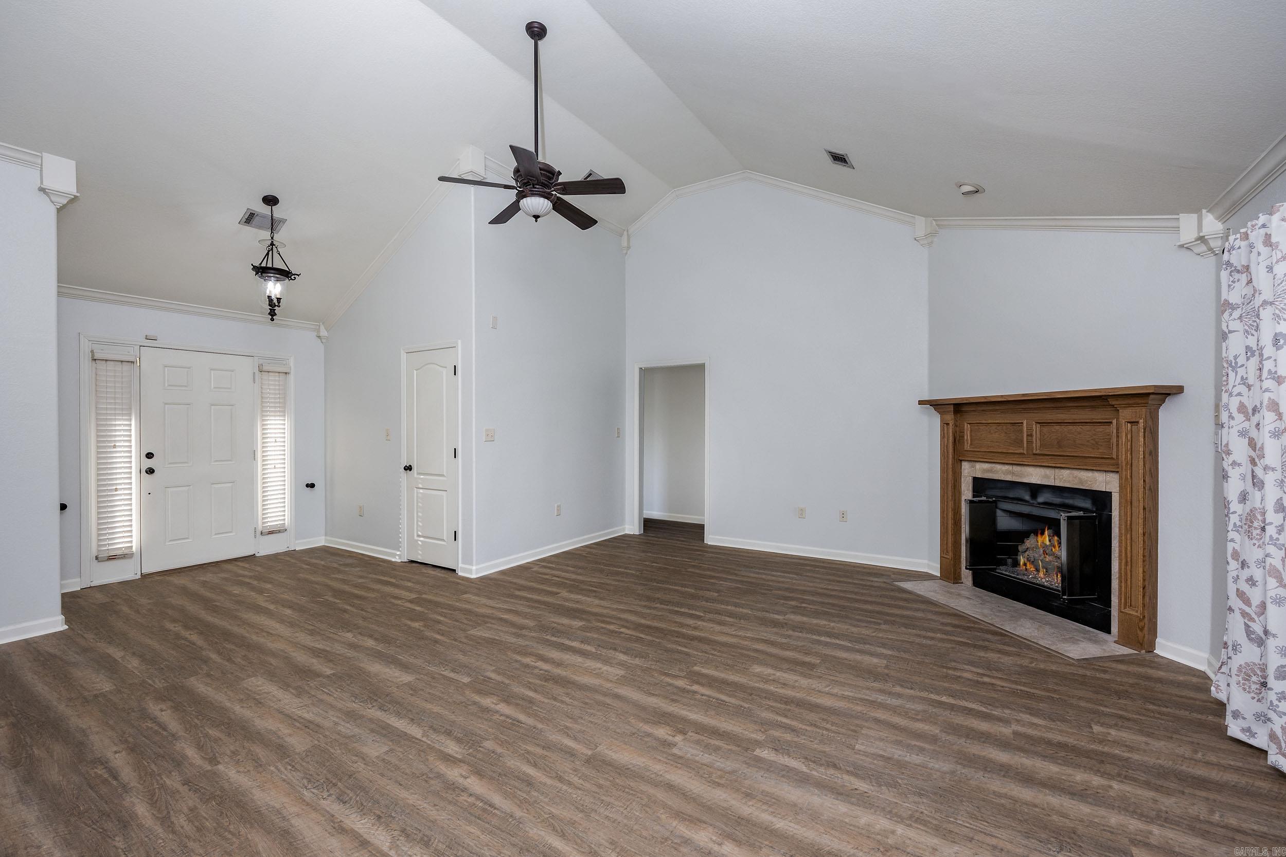 1010 Golden Hills Drive