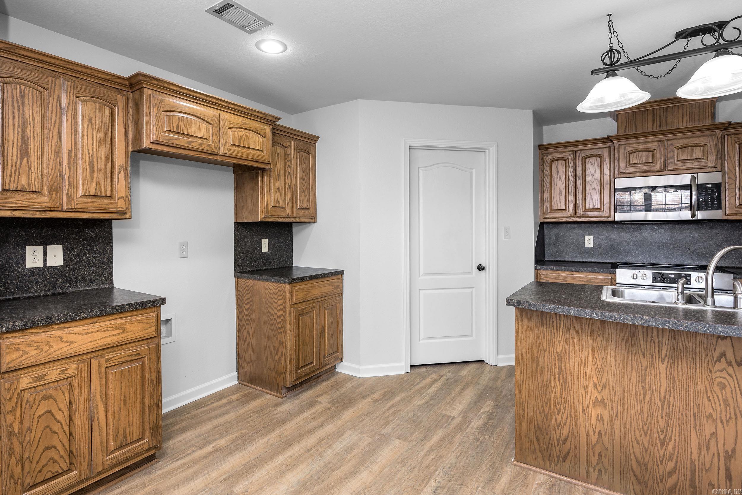 1010 Golden Hills Drive