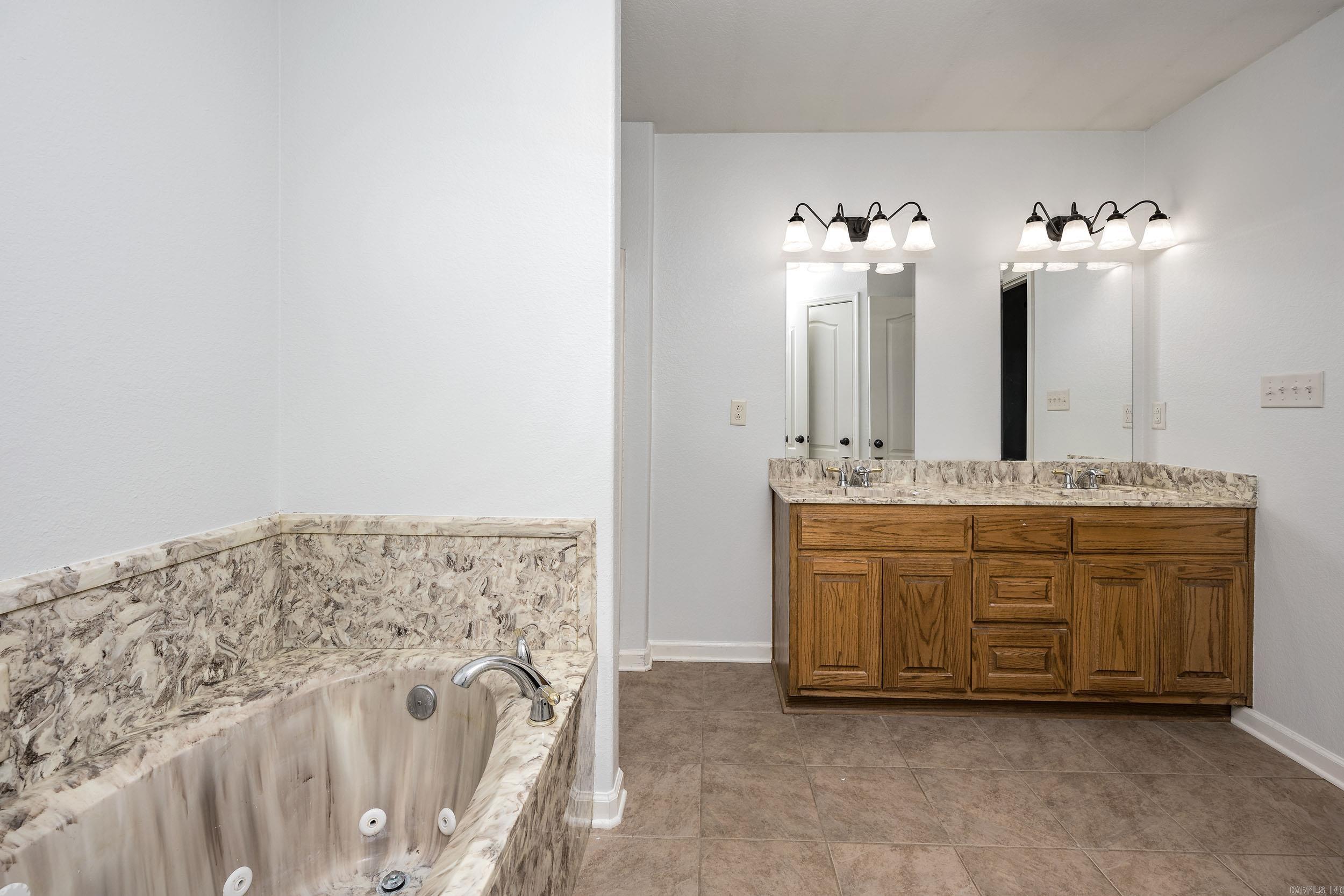 1010 Golden Hills Drive