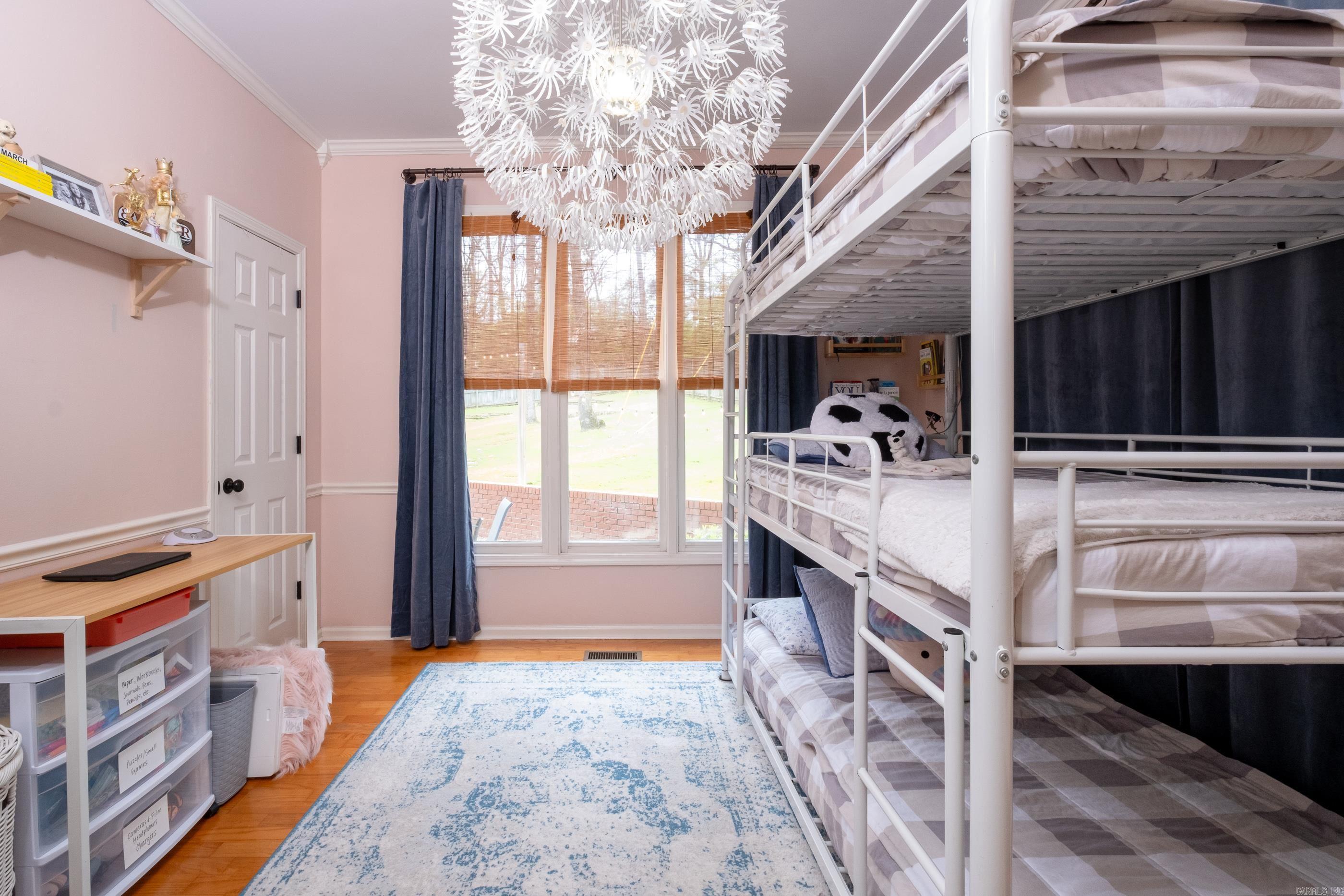 83 Saint Thomas Court