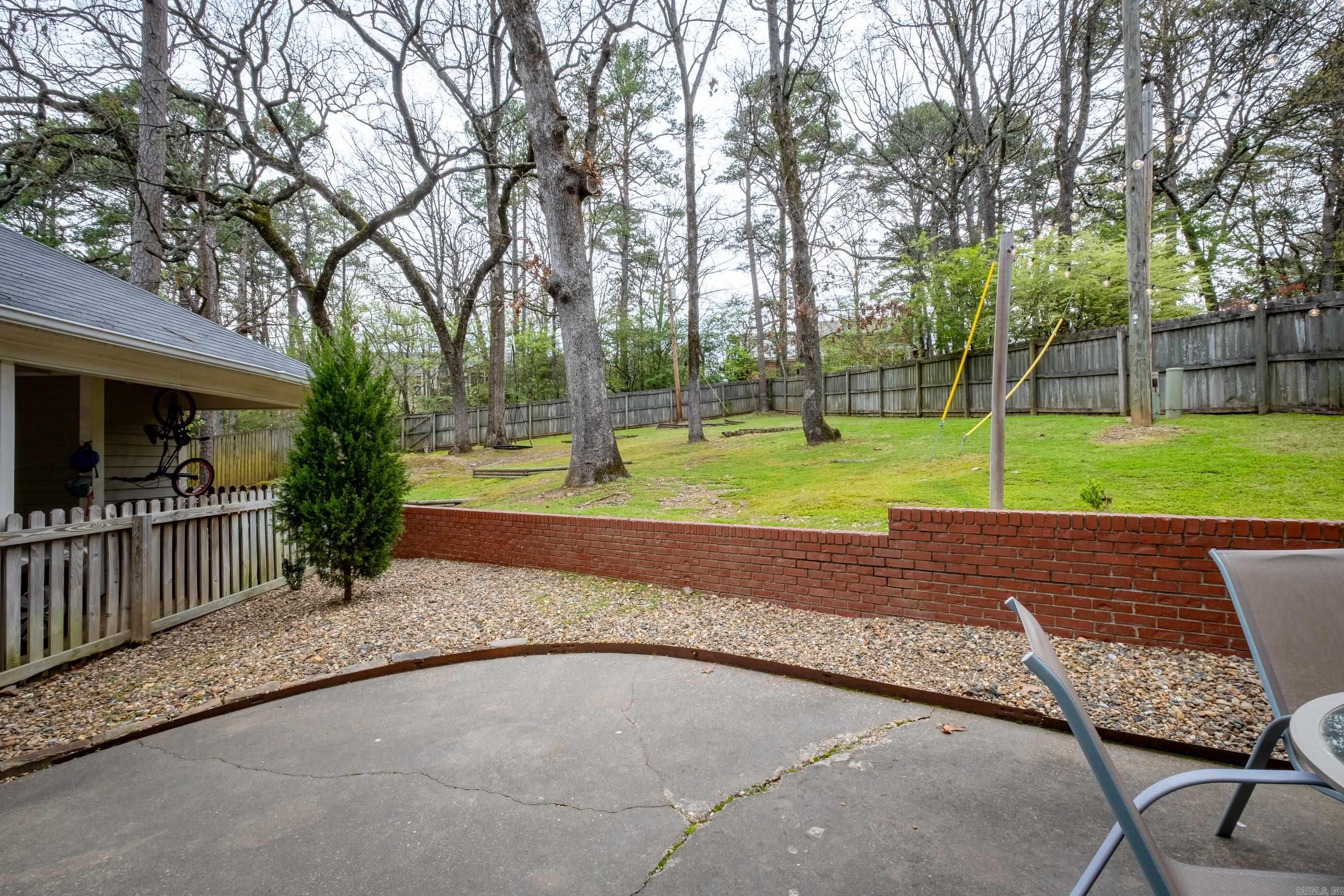 83 Saint Thomas Court