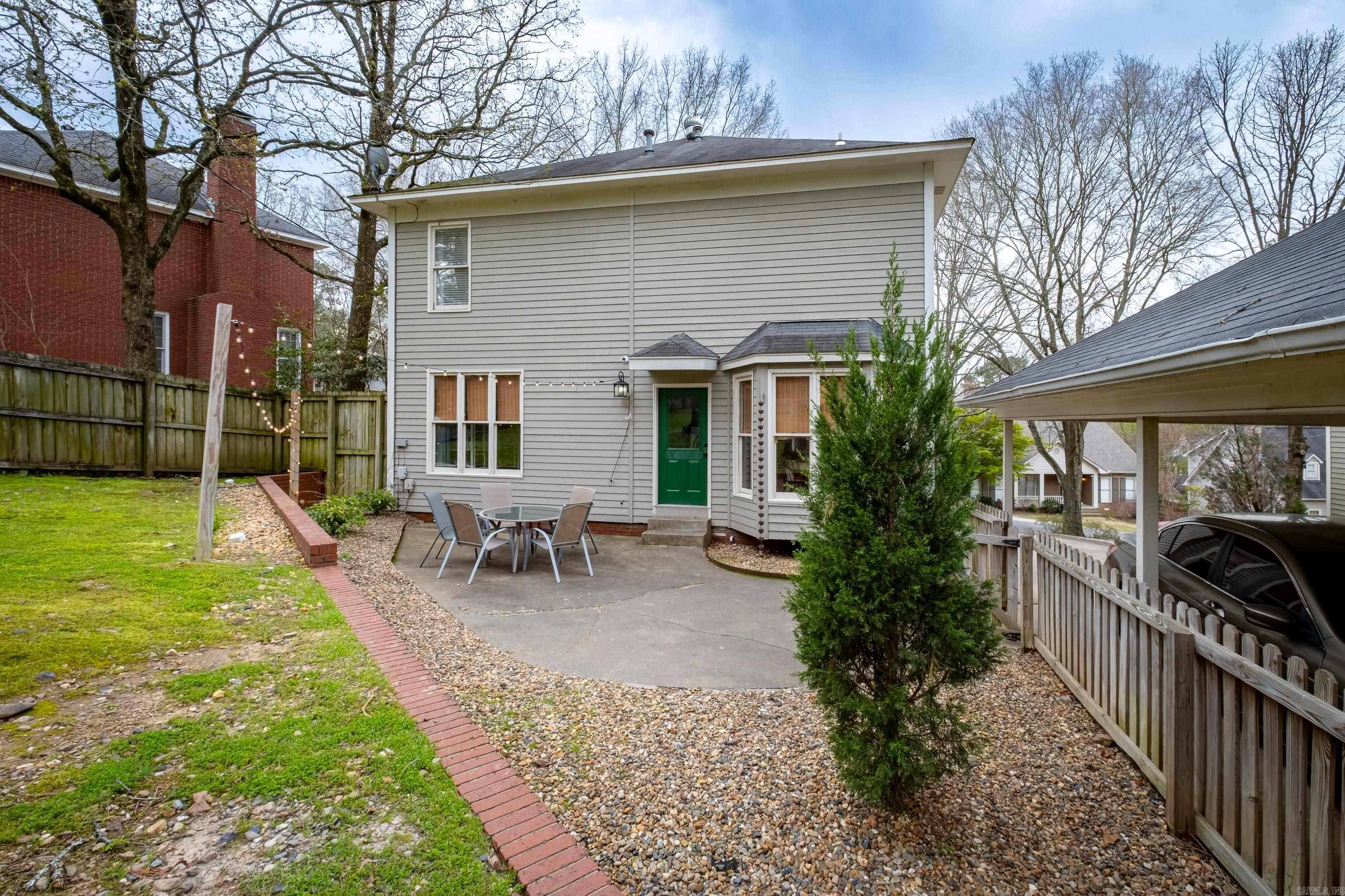 83 Saint Thomas Court