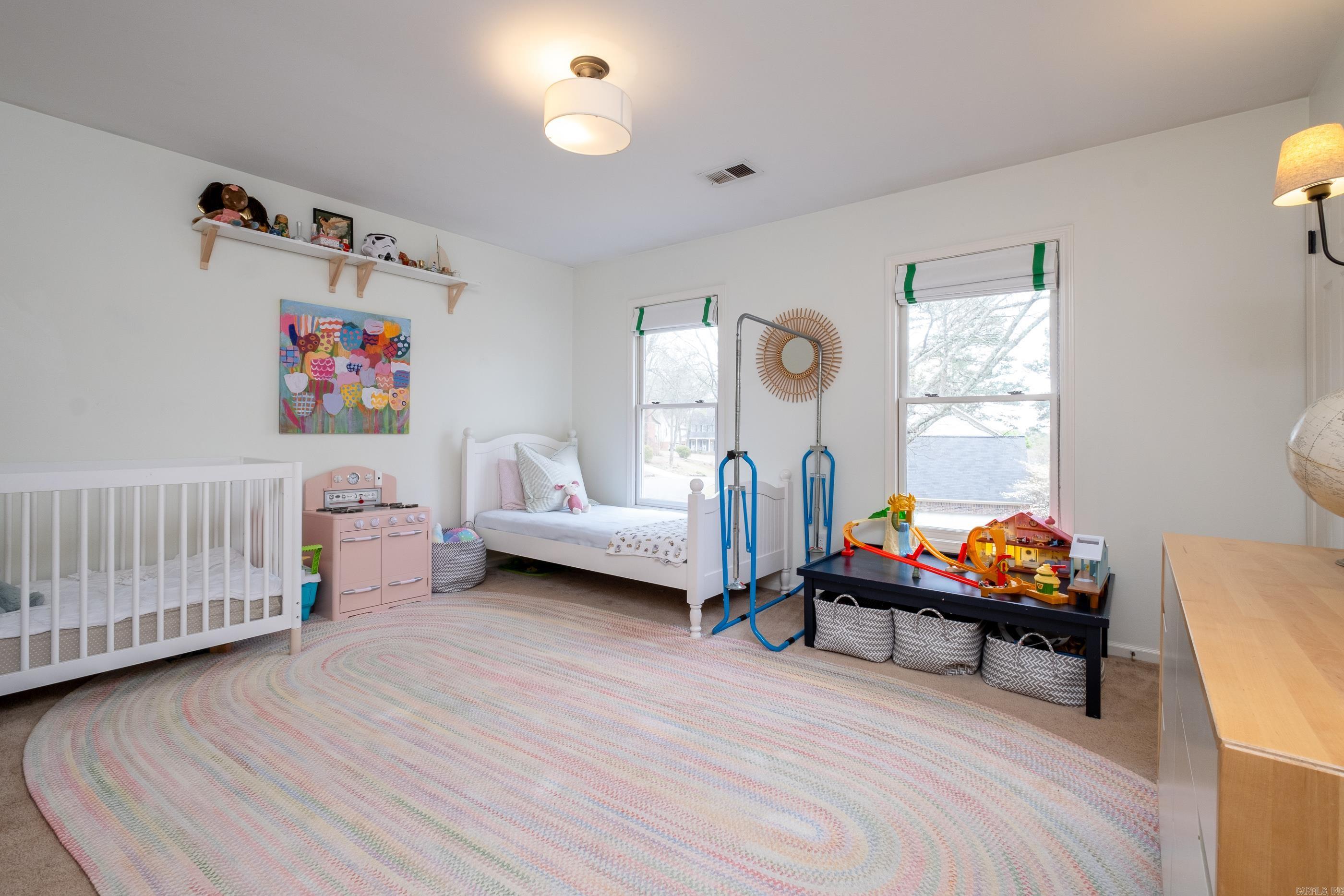 83 Saint Thomas Court