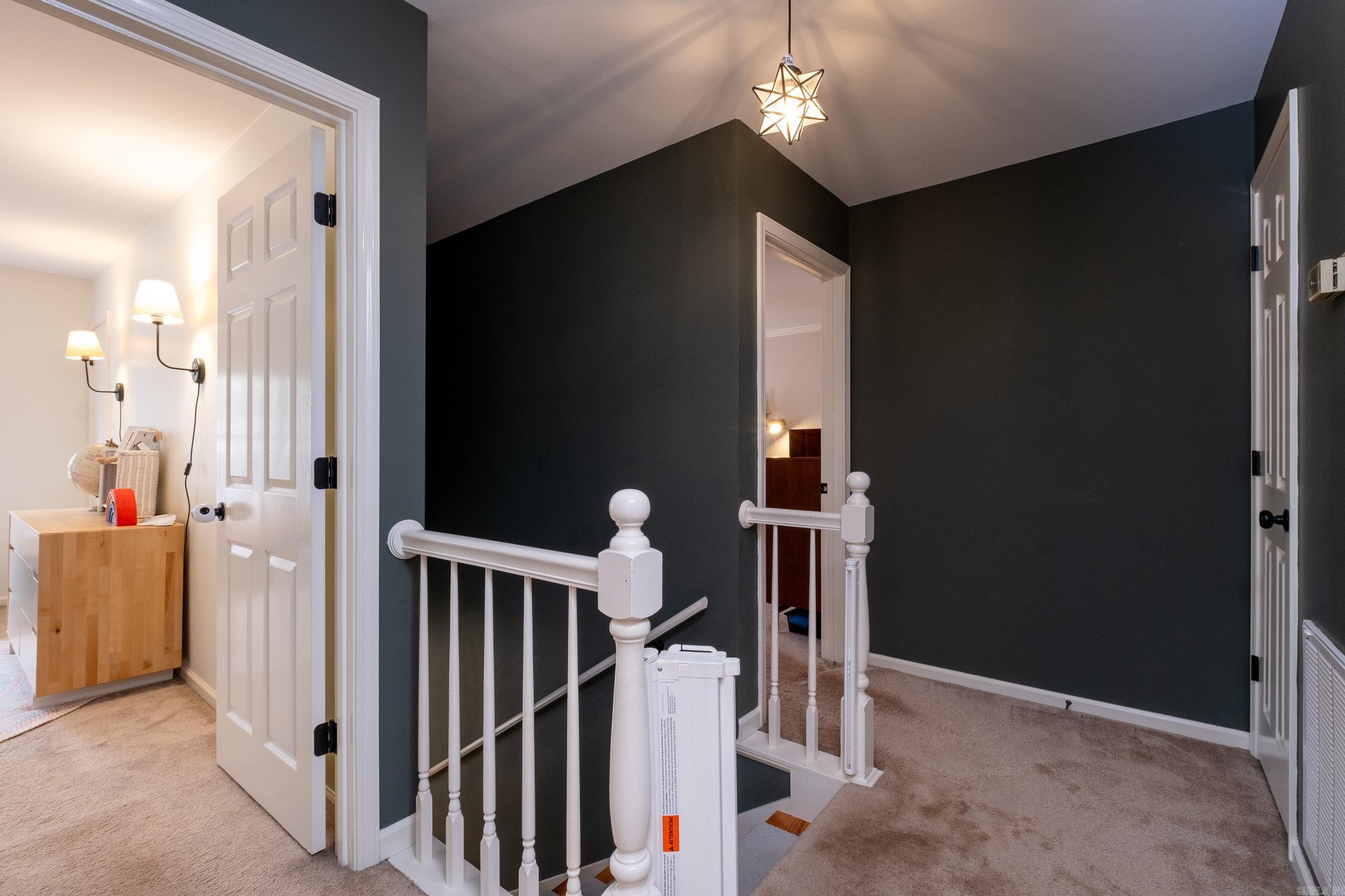 83 Saint Thomas Court