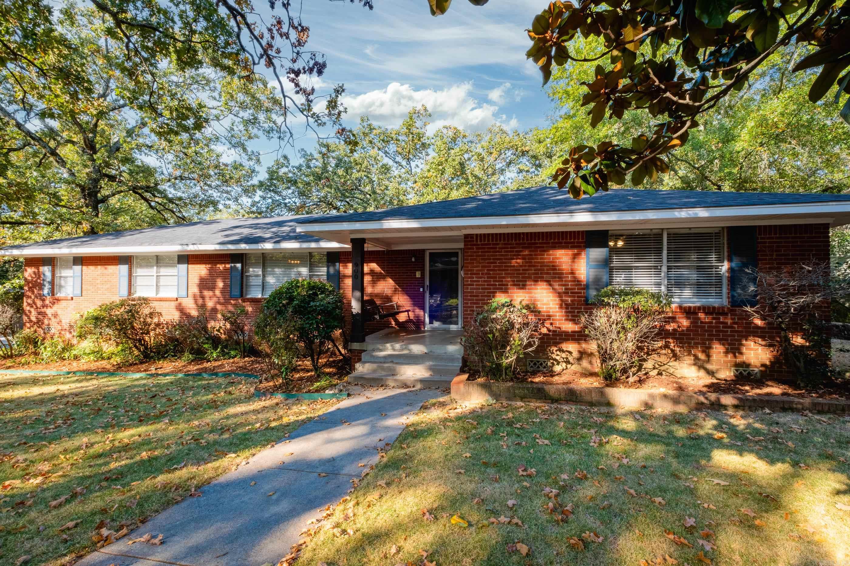 900 N Coolidge Street