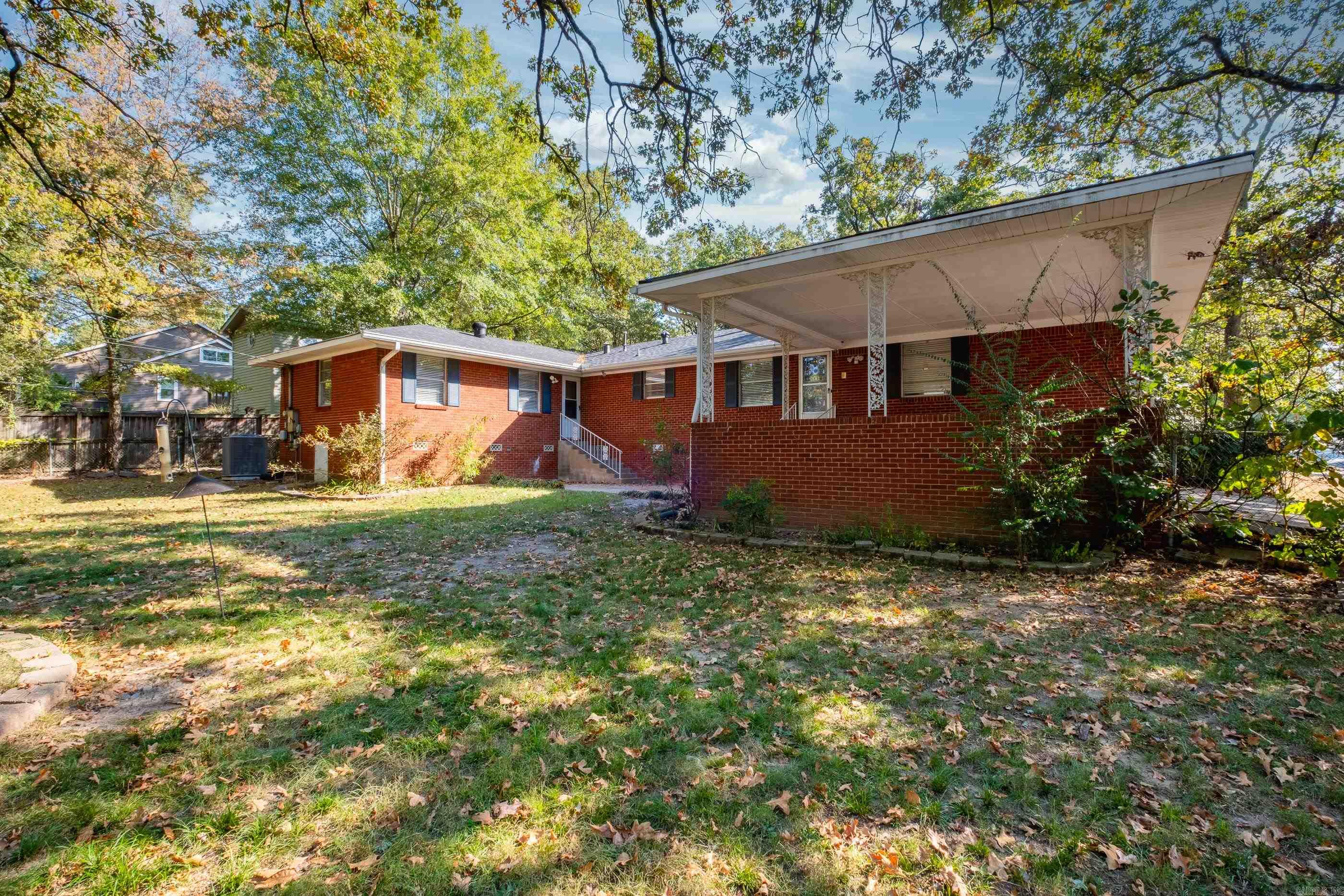 900 N Coolidge Street