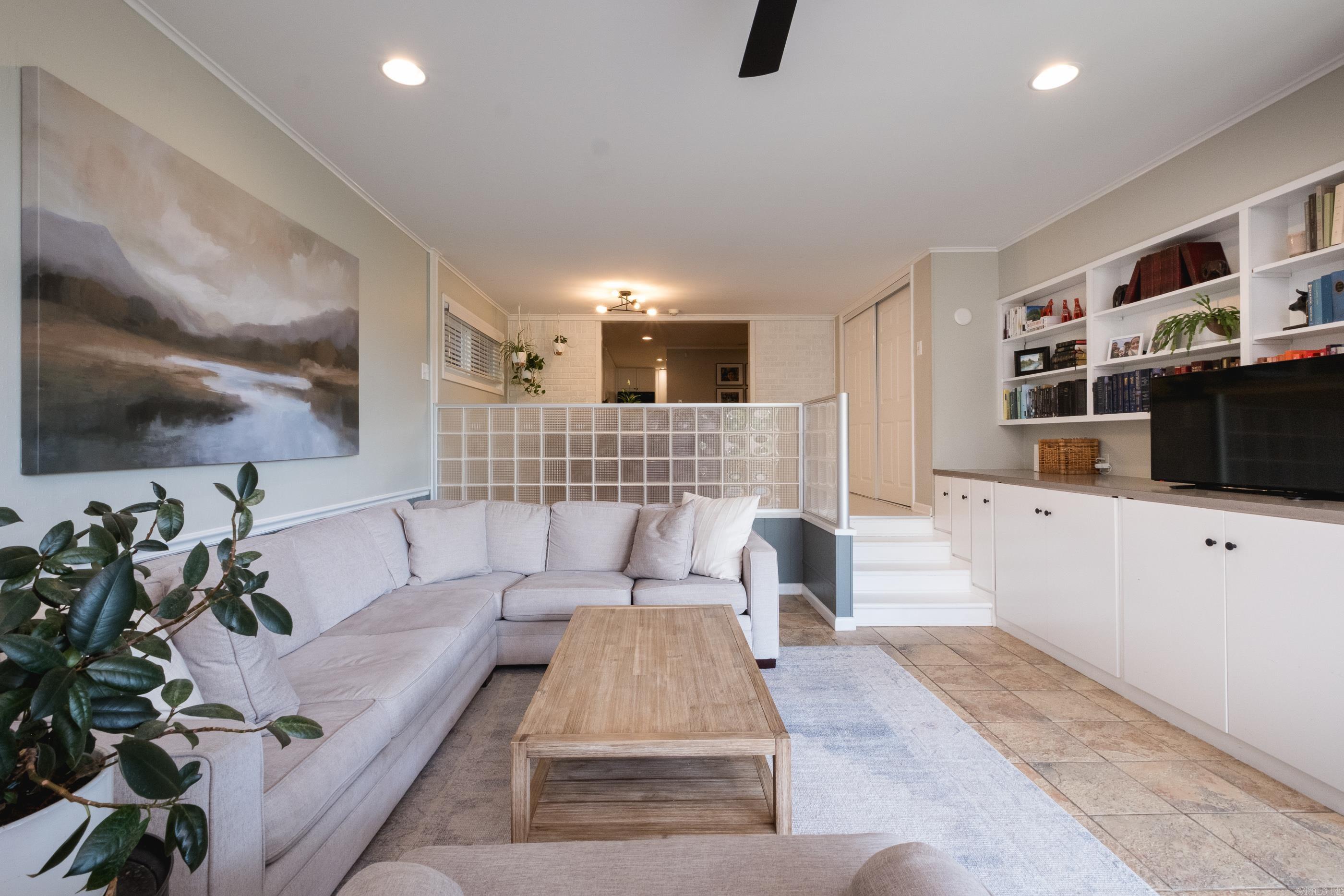 4509 Crestline Drive