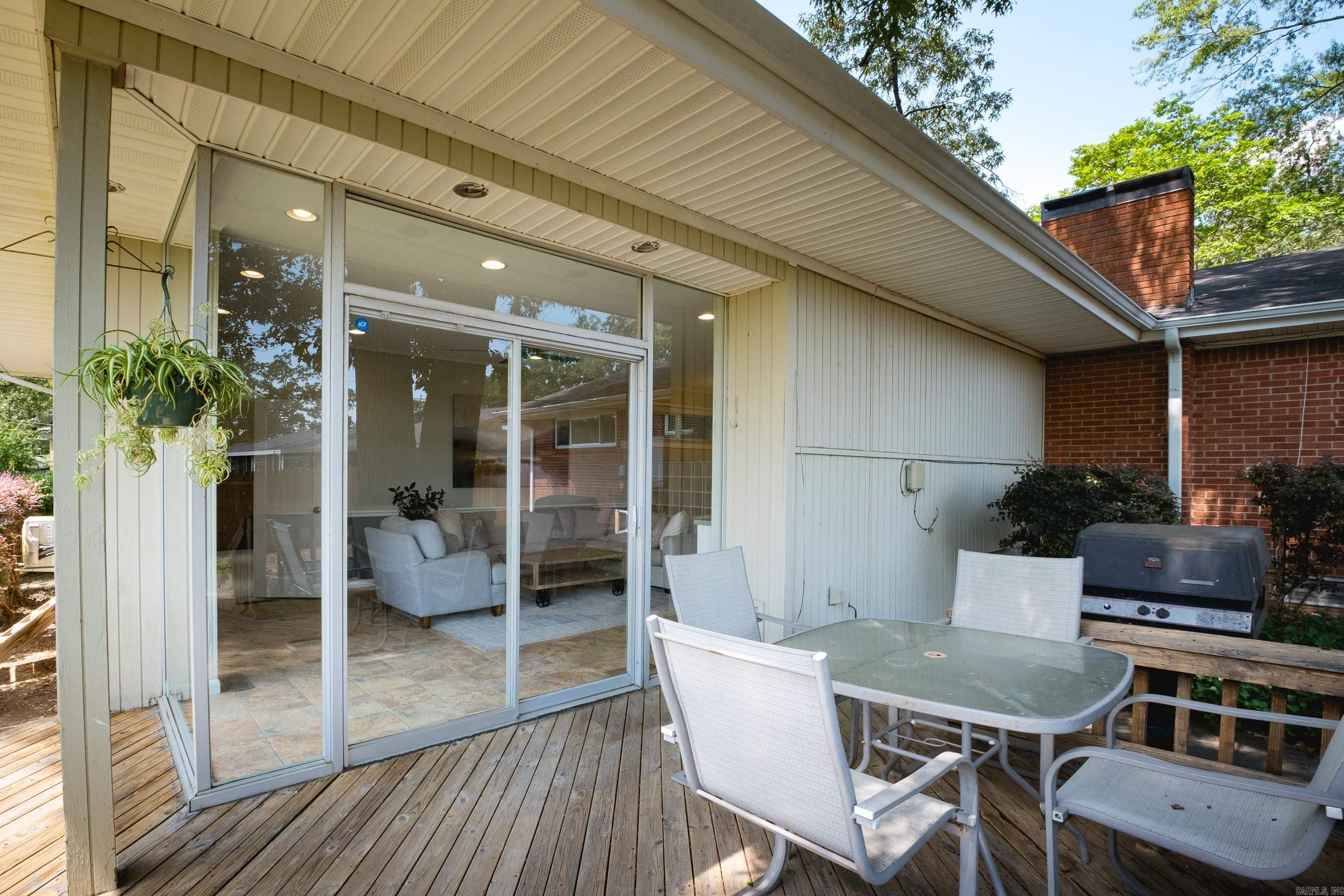 4509 Crestline Drive