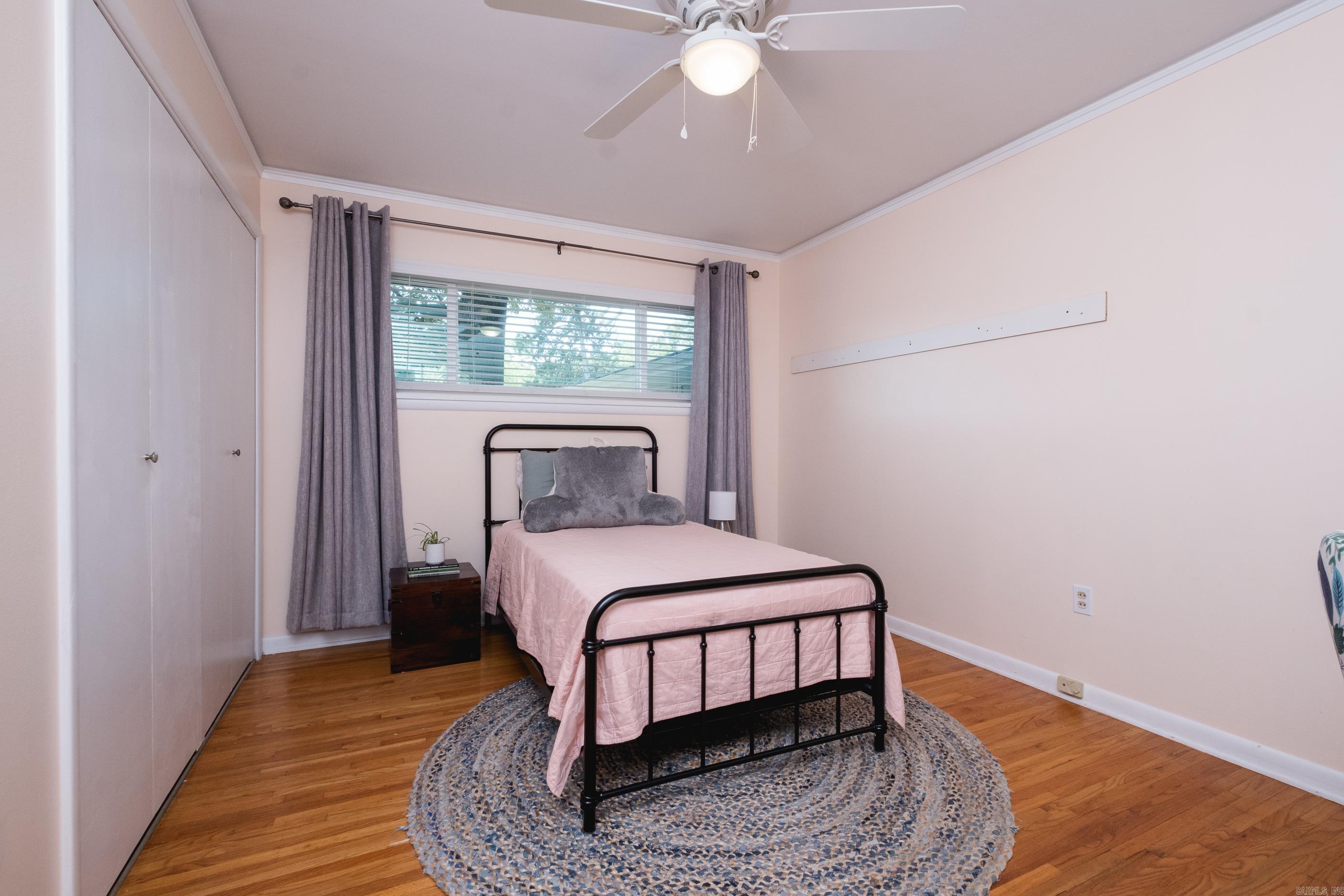 4509 Crestline Drive