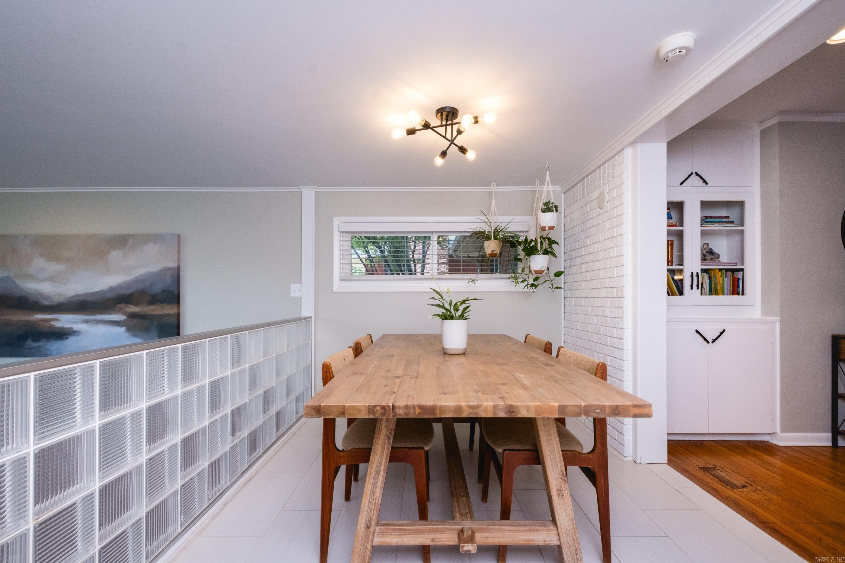 4509 Crestline Drive